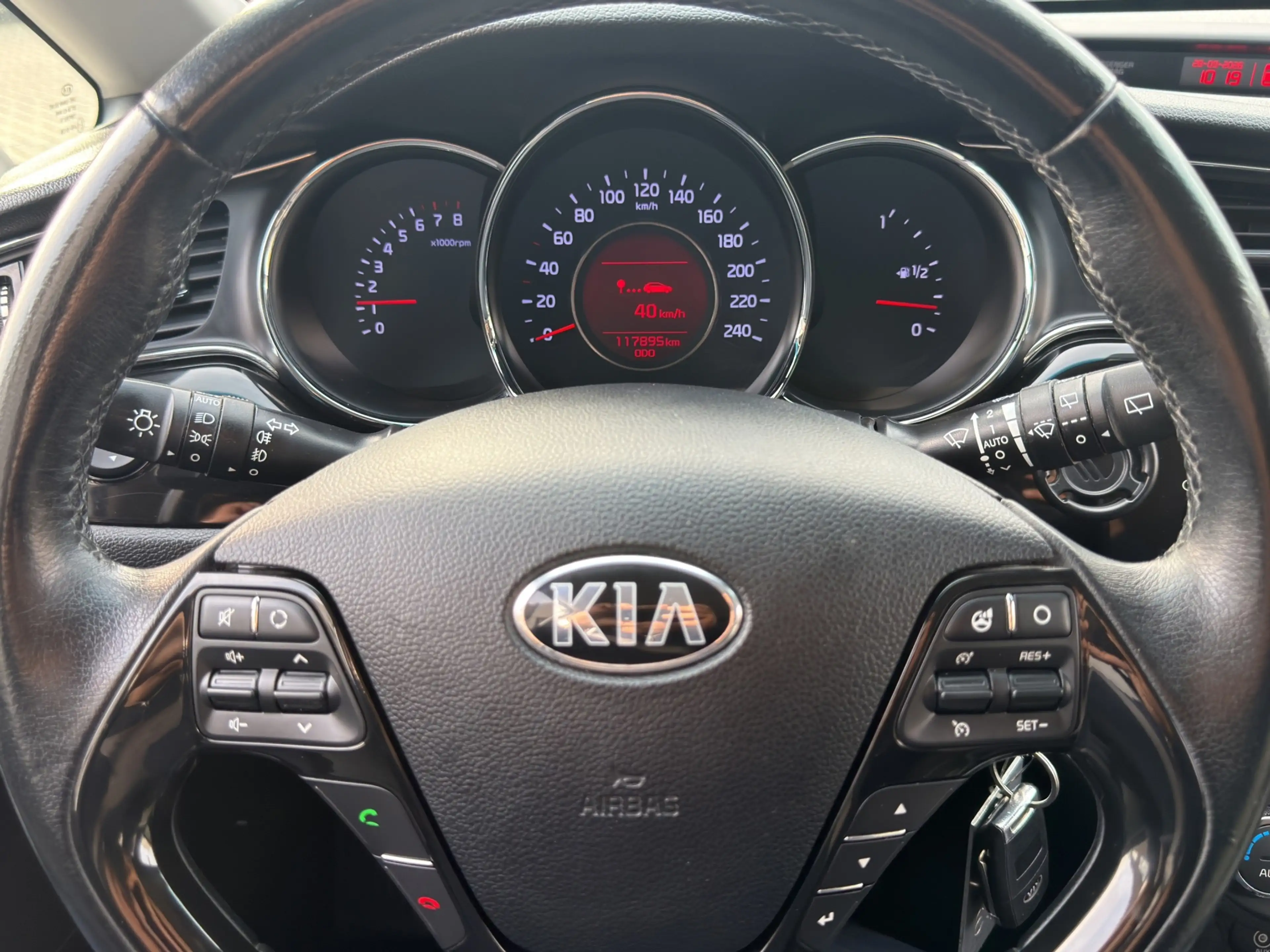 Kia Ceed SW / cee'd SW Sportswagon 1.0 T-GDi DynamicLine Camera|Cruise — photo 8