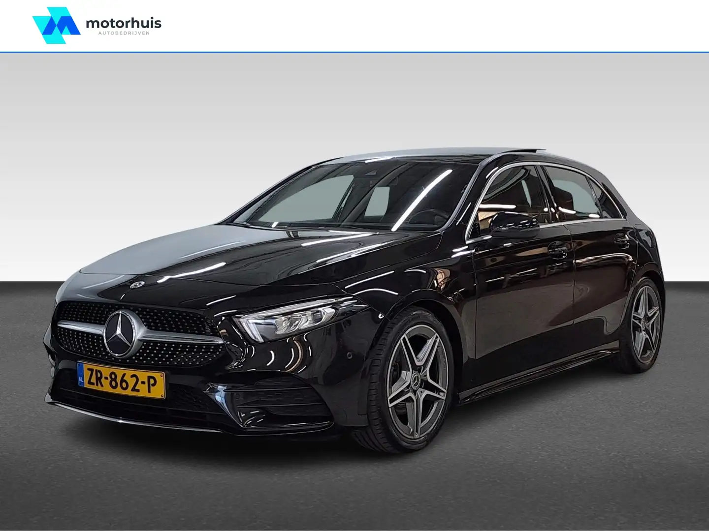 Mercedes-Benz A 180 A180 136PK AUTOMAAT BUSINESS SOLUTION AMG NAVI TEL Zwart - 1
