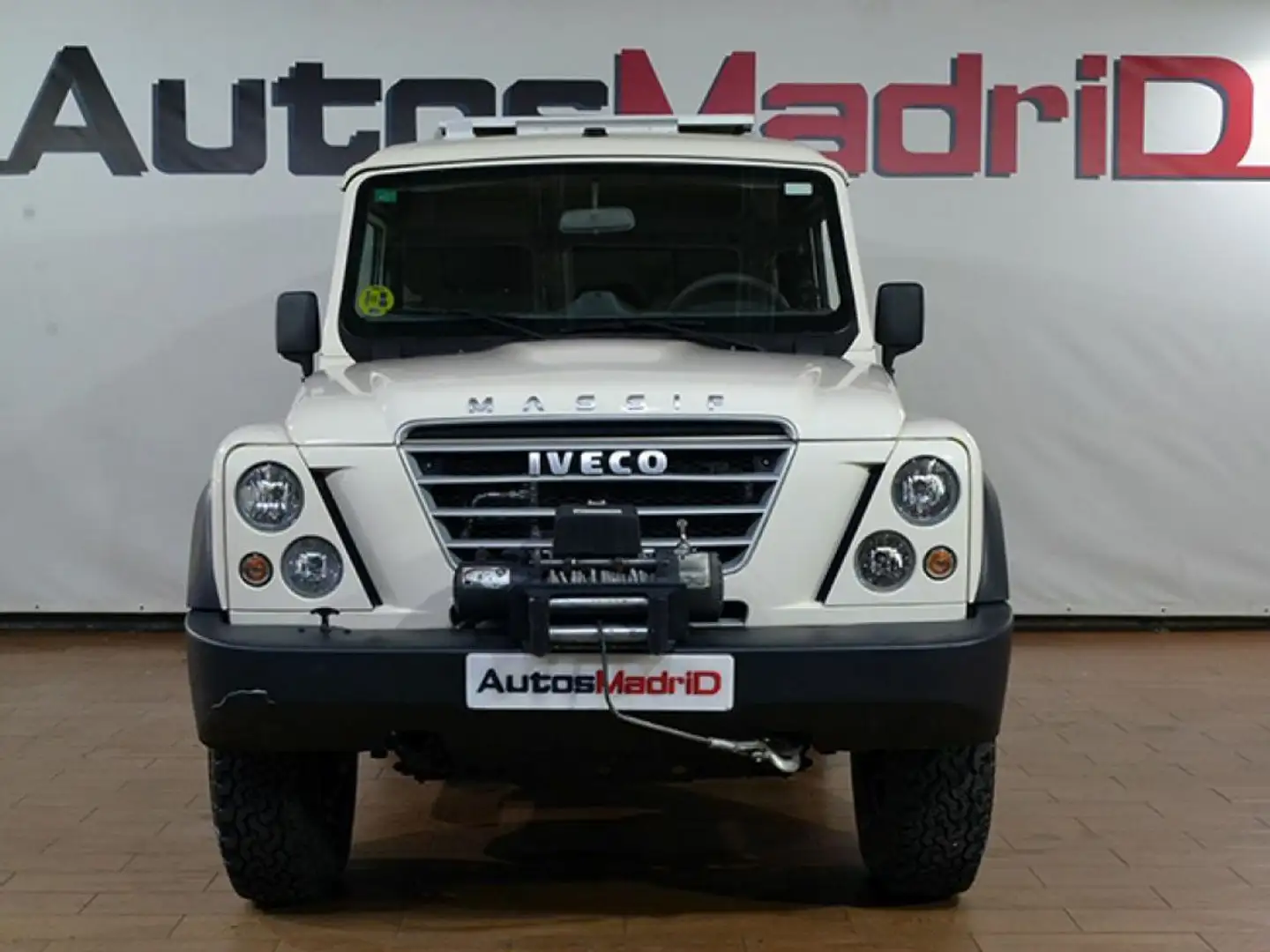 Iveco Massif 25S 15 SW5P Fehér - 2