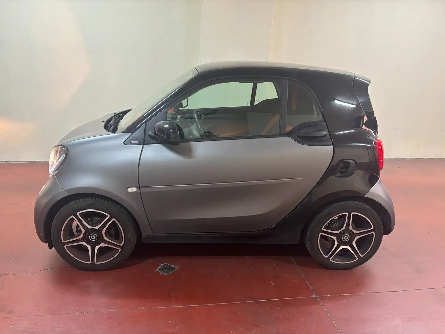 smart forTwo PASSION COUPE 90CV Gris - 1