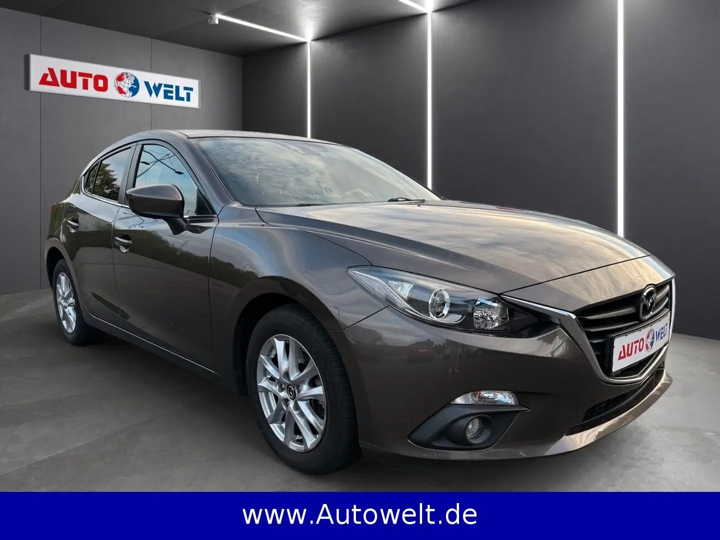 Mazda 3 Lim. 2.0 Skyactive-G Navi Klima Sitzhz Tempo Brun - 2