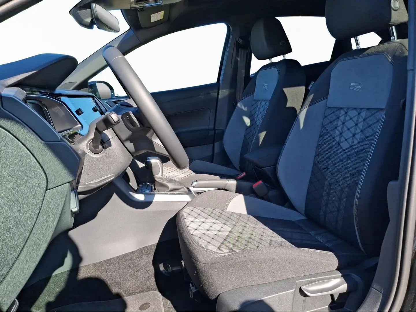Volkswagen Taigo R-Line Schwarz - 2