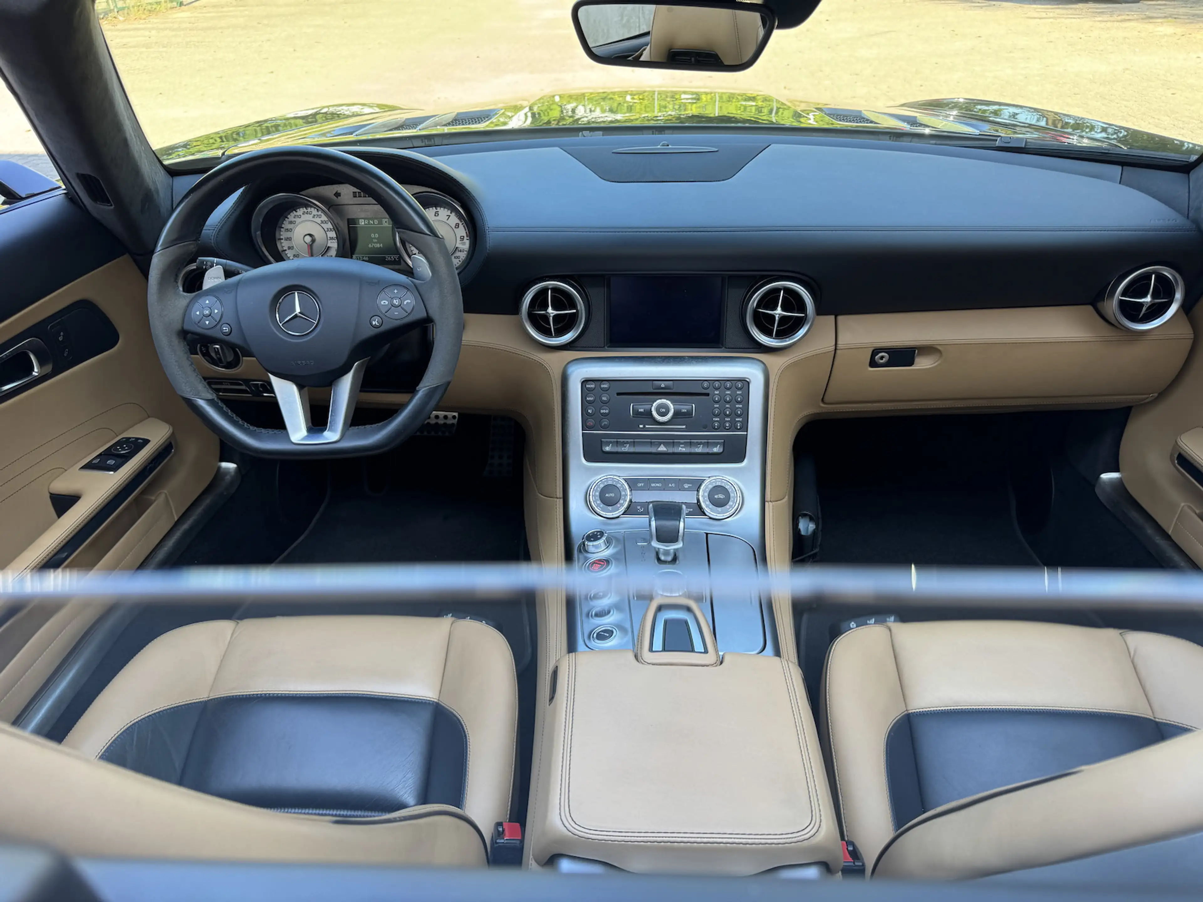 Mercedes-Benz SLS dt Kfz 2. Hd Scheckheft 11 J. Vorbesitz — photo 15