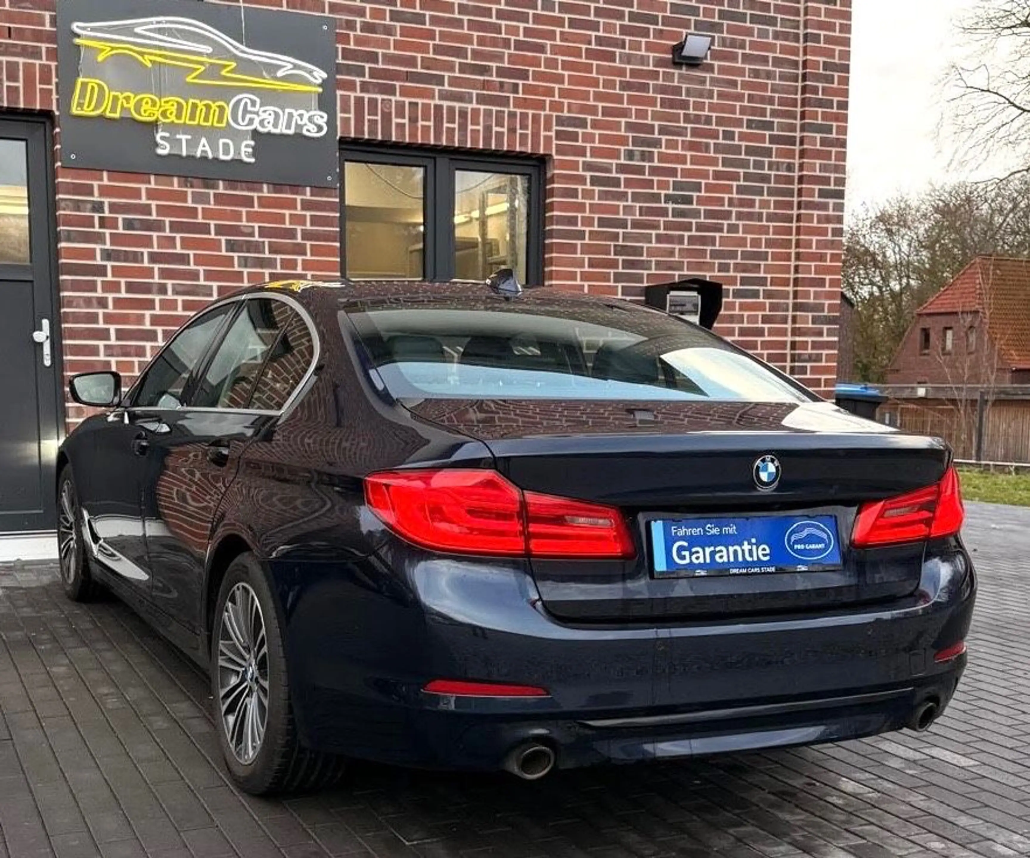 BMW 520 d M-Sport Line Schiebedach*Virtual*Leder*LED — photo 6