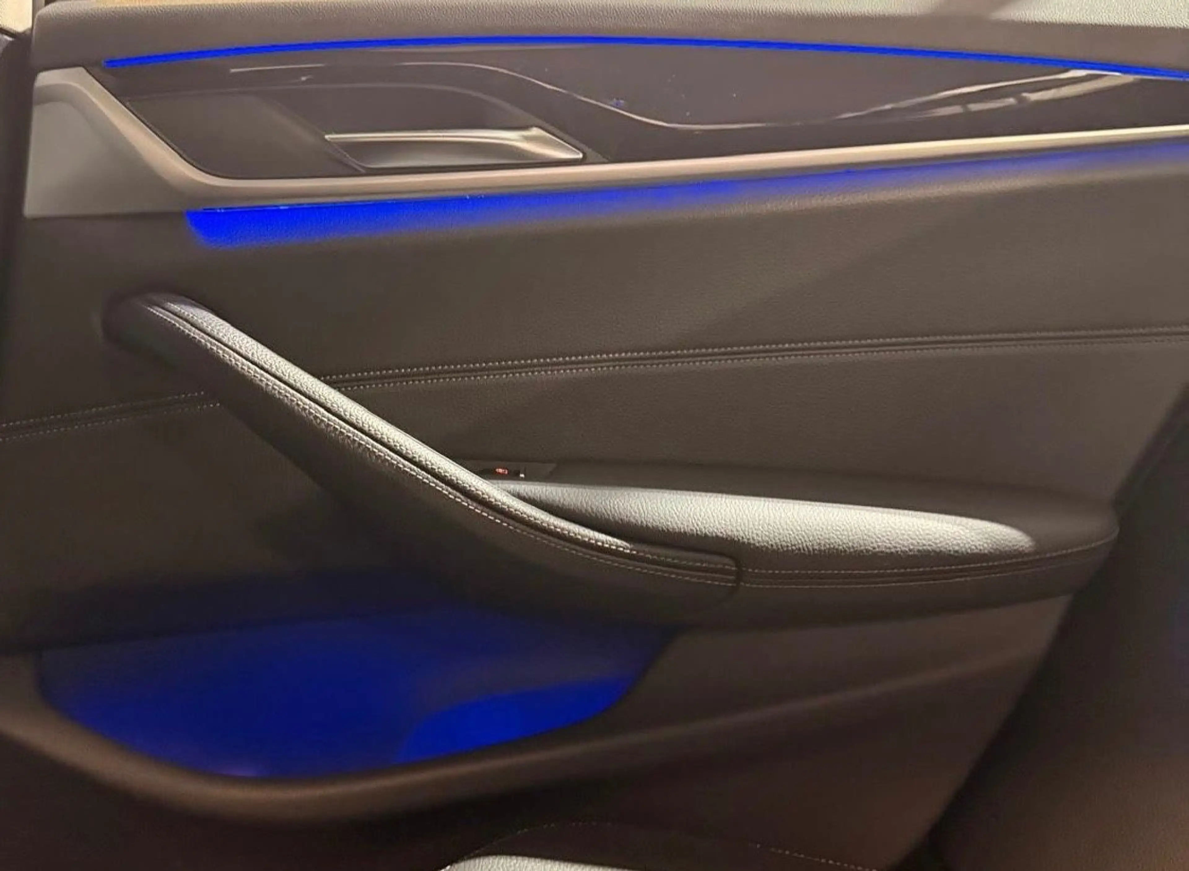 BMW 520 d M-Sport Line Schiebedach*Virtual*Leder*LED — photo 13