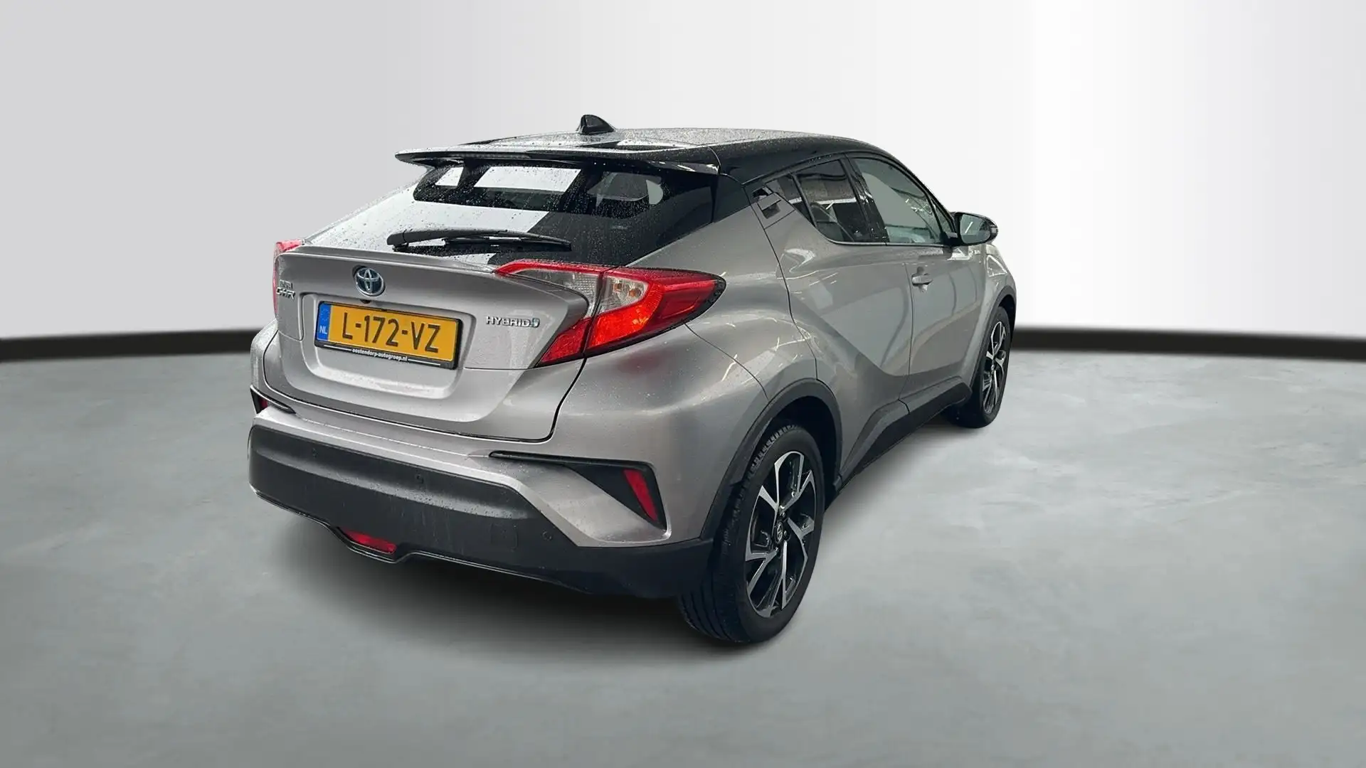 Toyota C-HR 1.8 Hybrid First Edition / Navigatie / Stoelverwar Gri - 2
