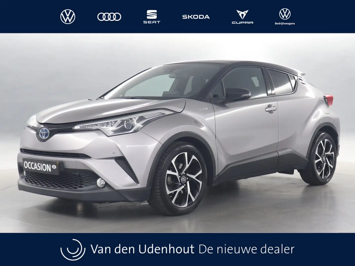 Toyota C-HR 1.8 Hybrid First Edition / Navigatie / Stoelverwar siva - 1