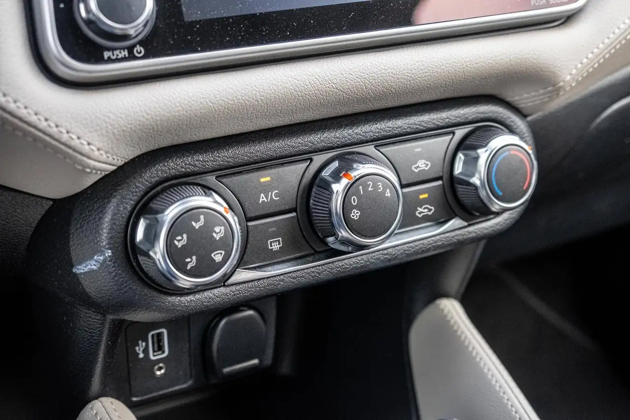 Nissan Micra 1.0 Connecta Xtronic AUTOMAT CARPLAY GARANTIE 12-60M, миниатюра 11