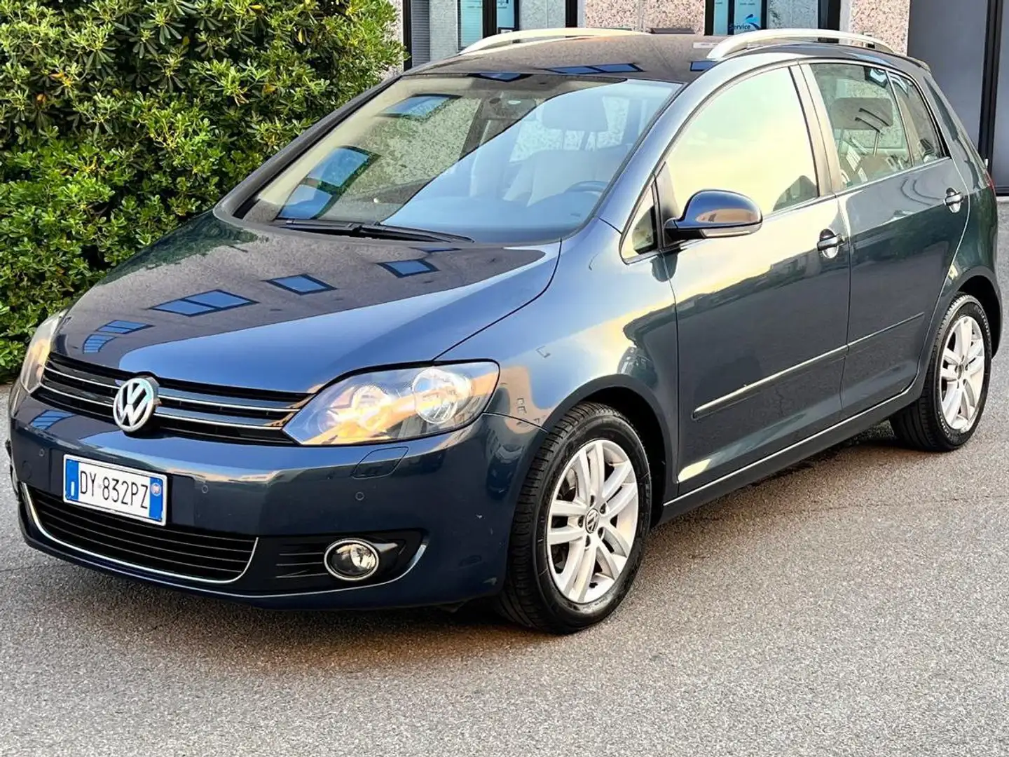 Volkswagen Golf Plus Golf Plus 1.6 tdi Comfortline Gris - 1