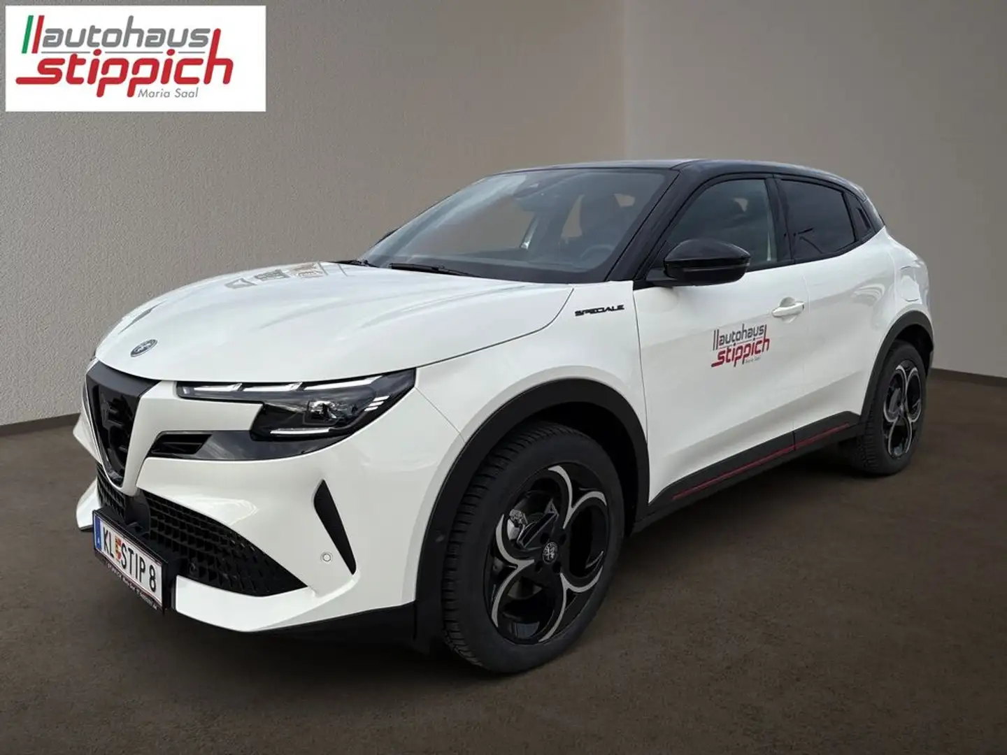 Alfa Romeo Junior Ibrida 1.2 VGT 48V-Hybrid (107kW) Speciale Weiß - 2