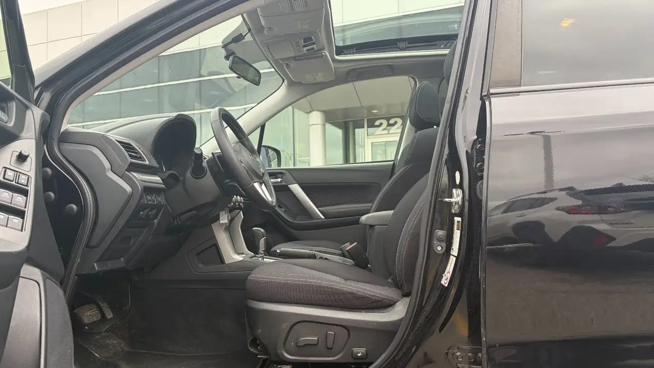 Subaru Forester снимка Subaru Forester