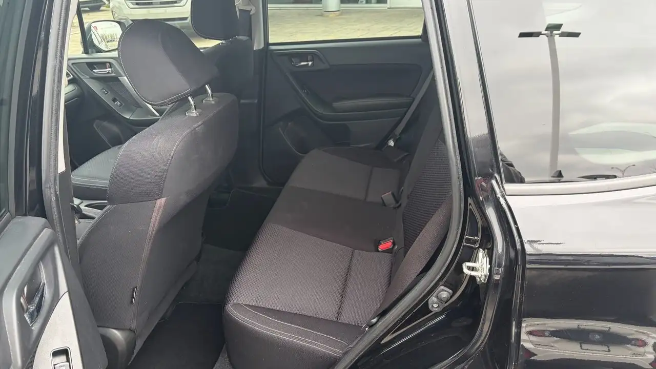Subaru Forester снимка Subaru Forester