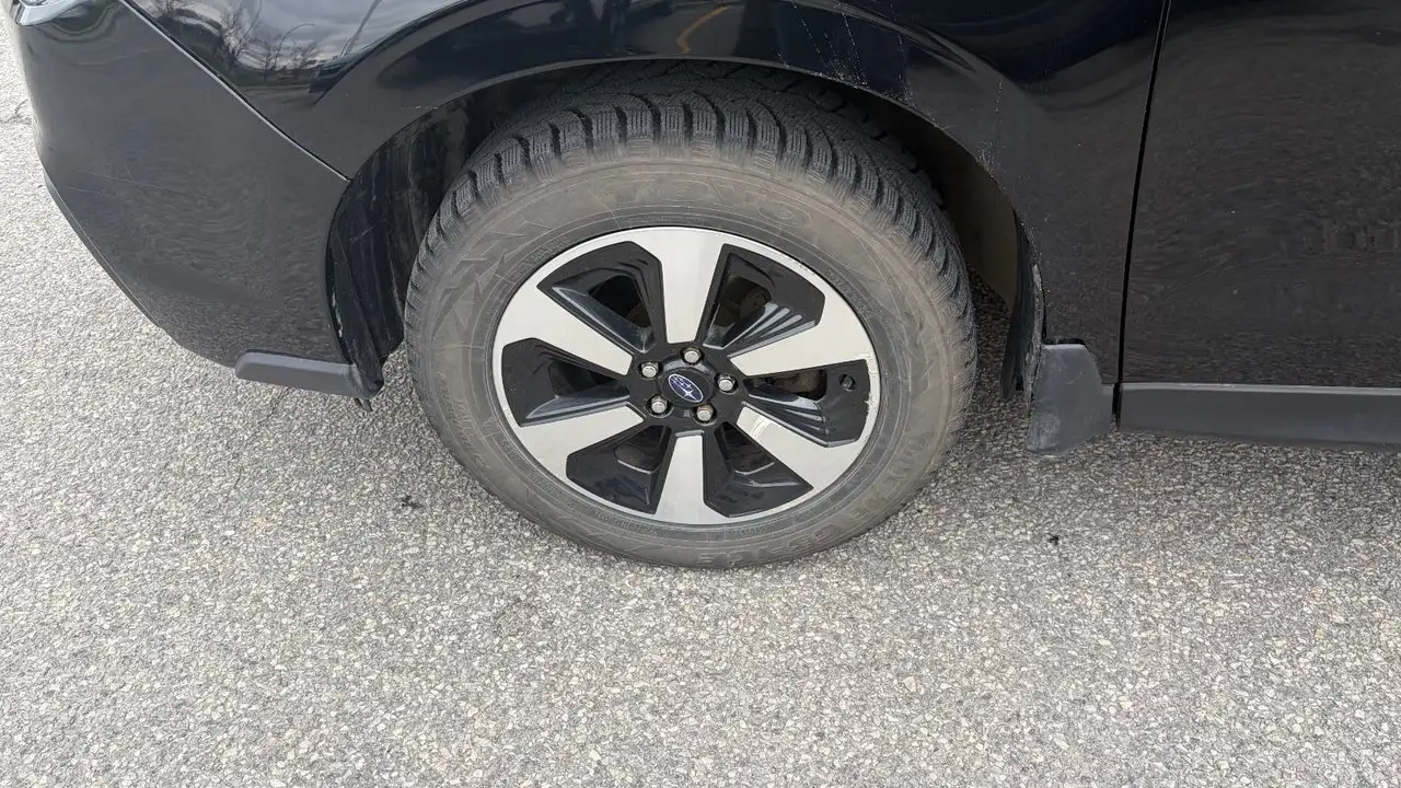 Subaru Forester снимка Subaru Forester