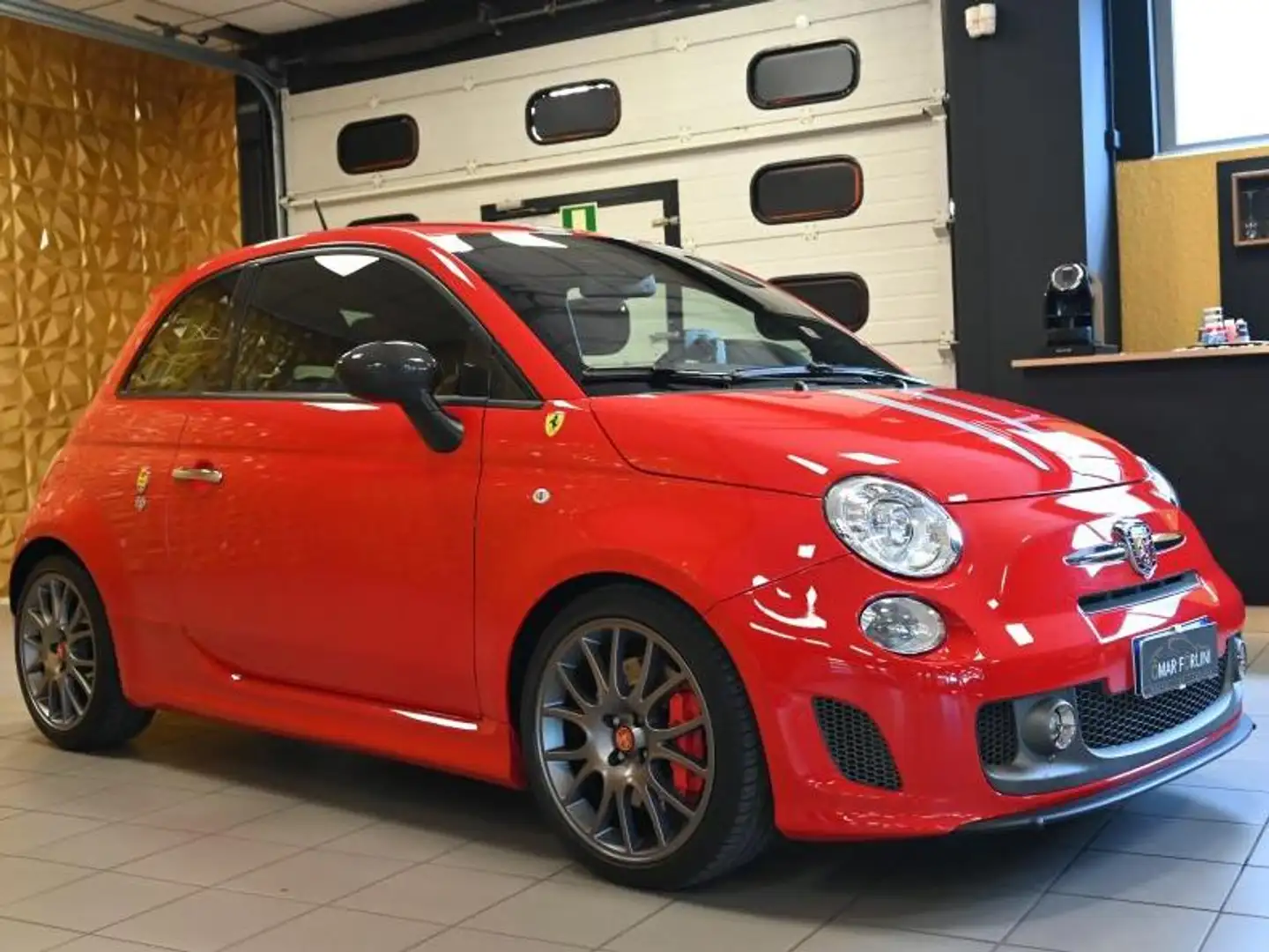 Abarth 695 TRIBUTO FERRARI N° 102 ROSSO CORSA DA COLLEZIONE MAI USATA SEMPRE GARAGE CORREDATA DI TUTTO IL KIT ORIGINALE TELO E VARIE Rot - 2