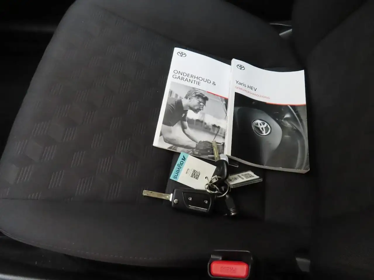 Toyota Yaris 1.5 HYBRID 115 ACTIVE I AUTOMAAT I APPLE CARPLAY I, миниатюра 10