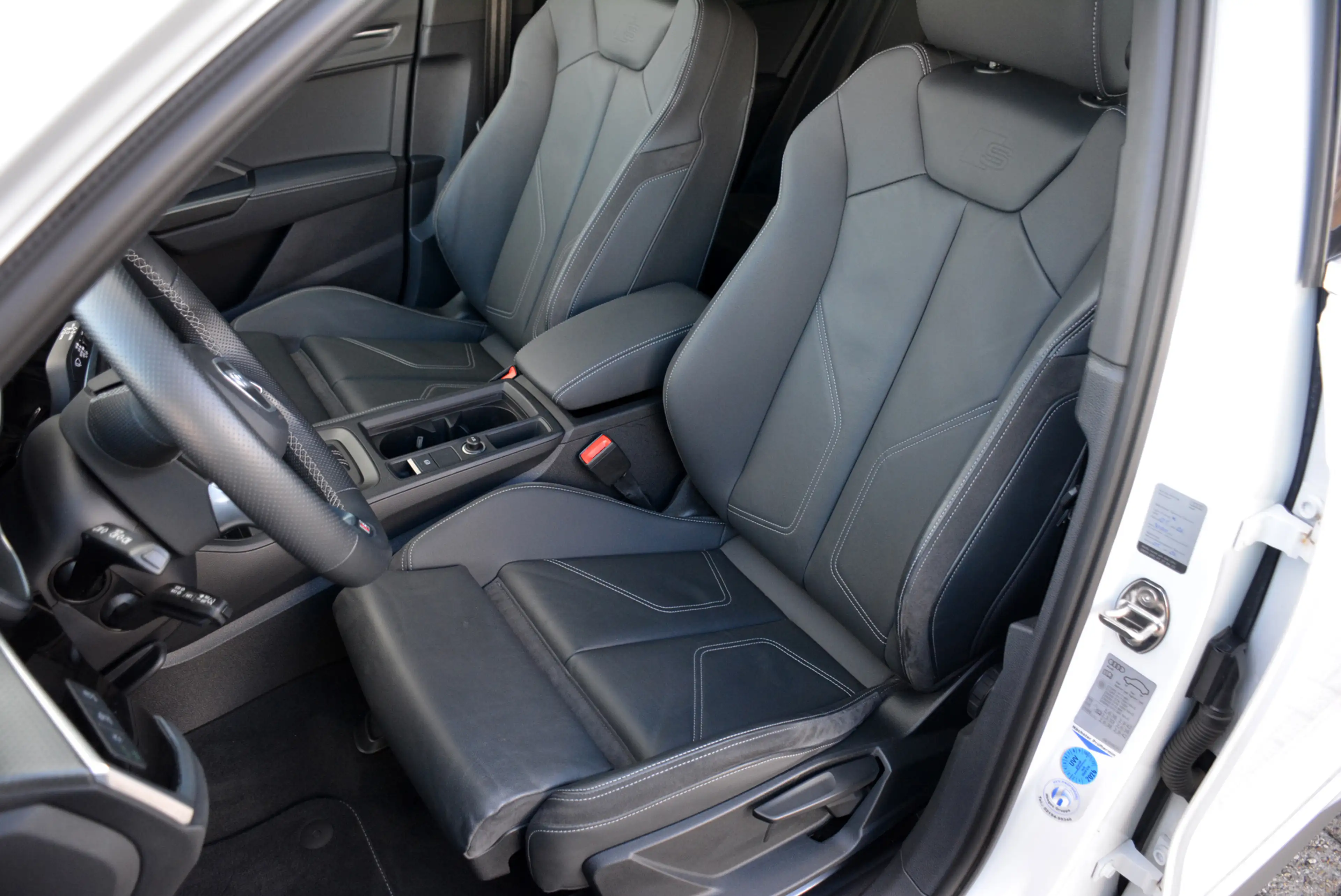 Audi Q3 1.4 TFSI e 245pk sTtronic S Line * LED * Camera * — photo 6