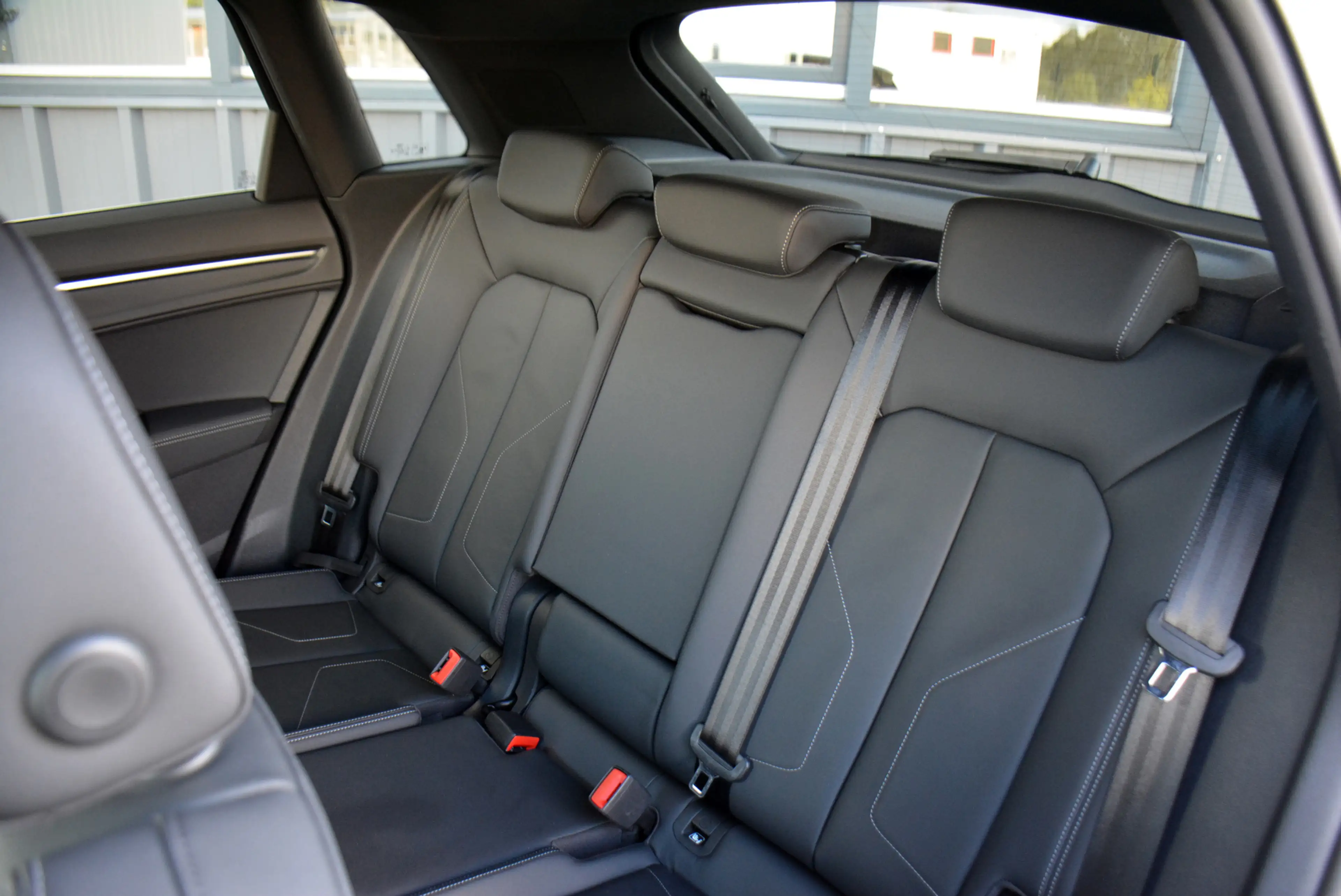 Audi Q3 1.4 TFSI e 245pk sTtronic S Line * LED * Camera * — photo 49