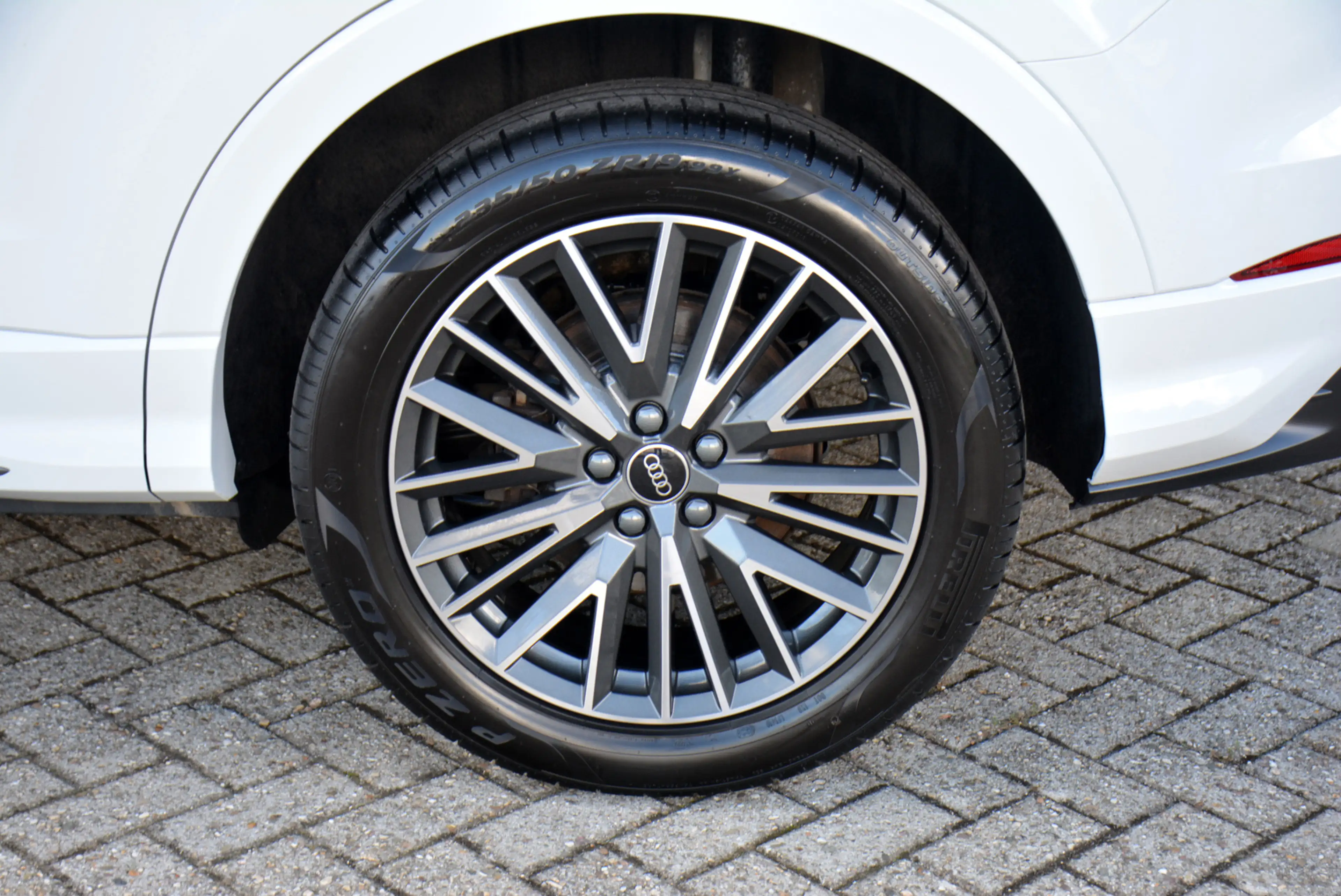 Audi Q3 1.4 TFSI e 245pk sTtronic S Line * LED * Camera * — photo 36