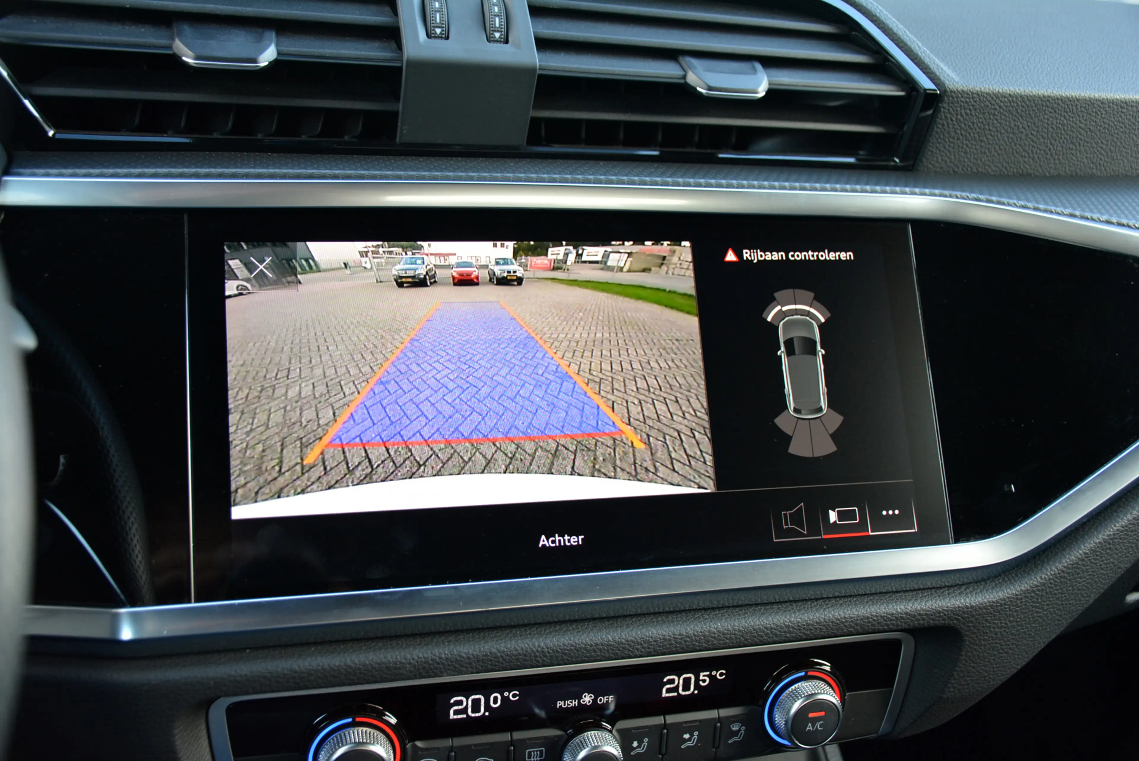 Audi Q3 1.4 TFSI e 245pk sTtronic S Line * LED * Camera * — photo 14