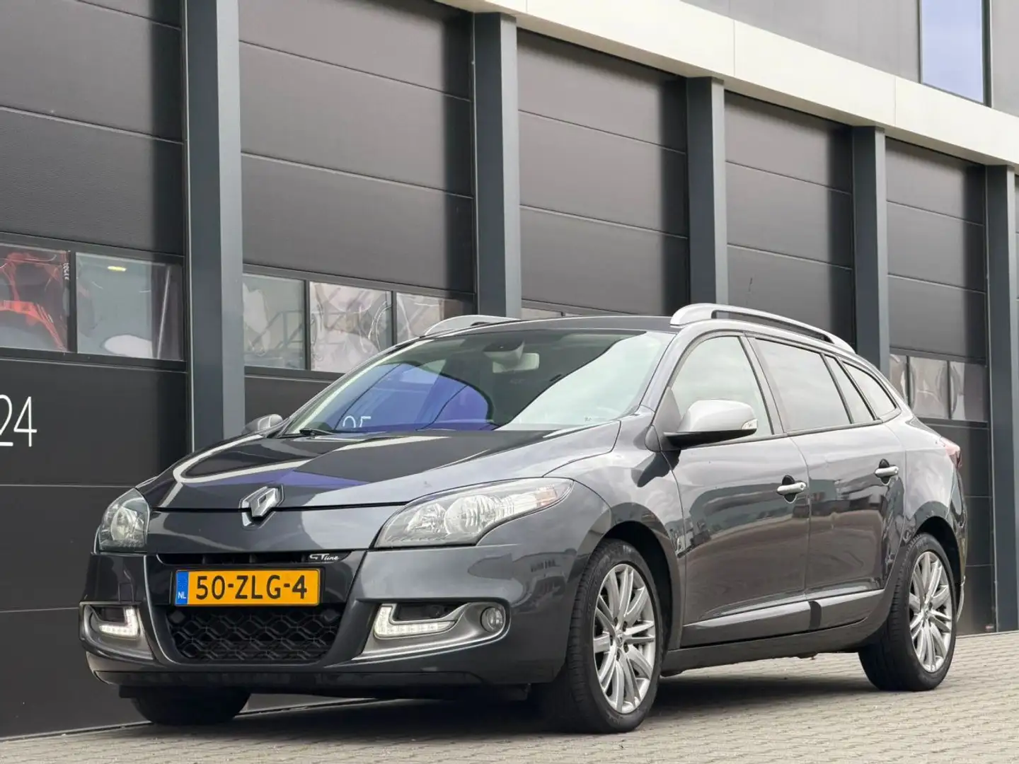 Renault Megane 1.5 DCi GT-Line Zwart - 1