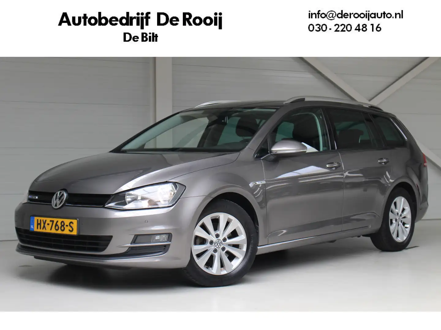 Volkswagen Golf Variant 1.0 TSI Business Edition Connected Automaat Naviga Grijs - 1