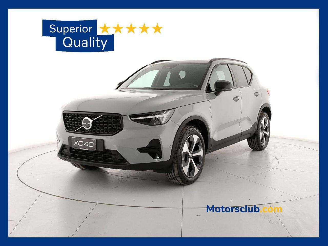 Volvo XC40 B3 automatico Ultra Dark