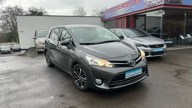 Toyota Verso Verso 1.6i Comfort