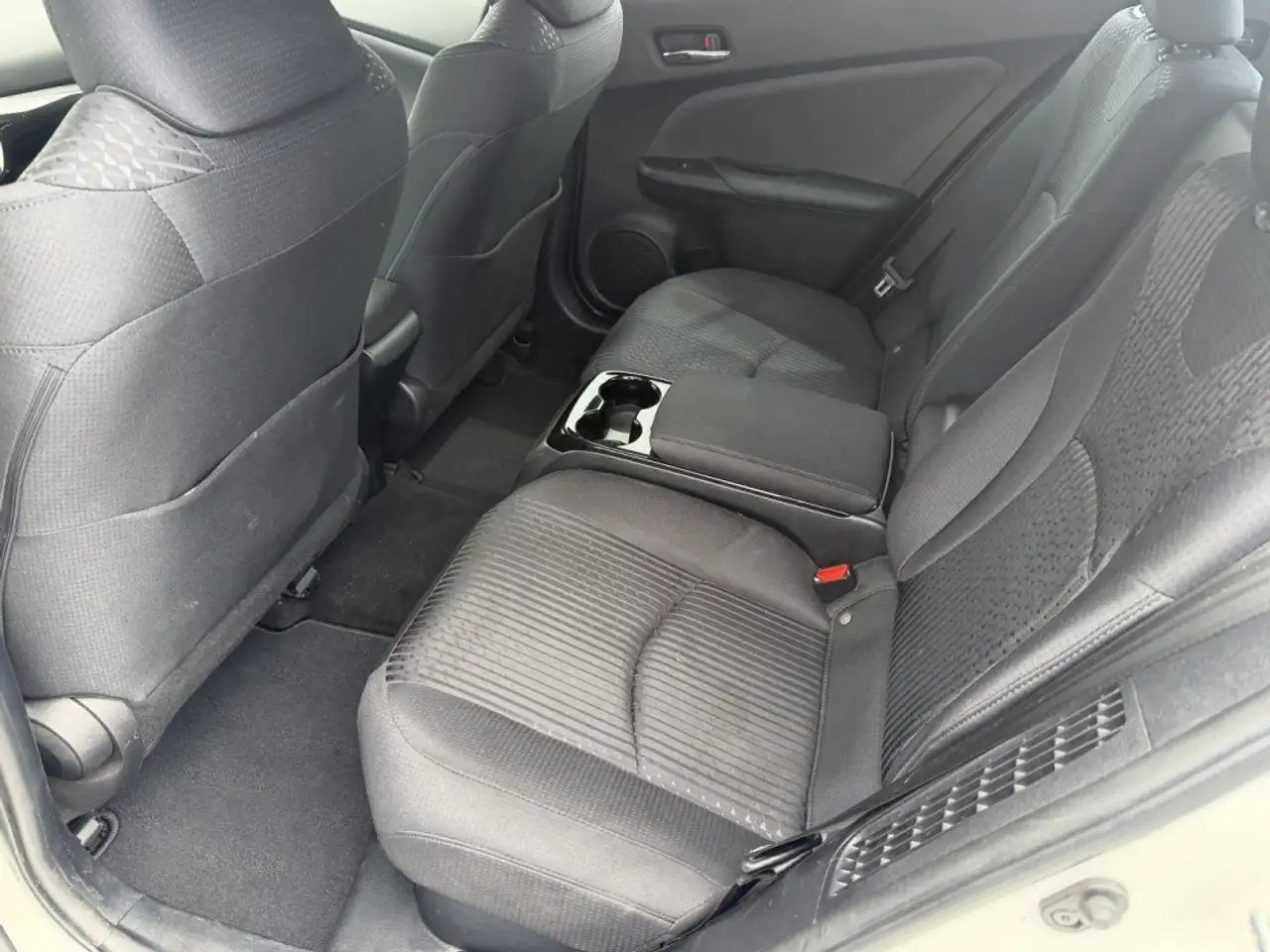 Toyota Prius Prime снимка Toyota Prius Prime