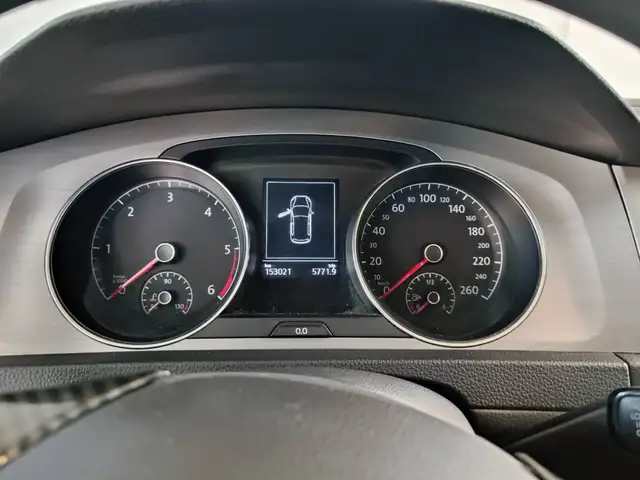 Volkswagen Golf view 7