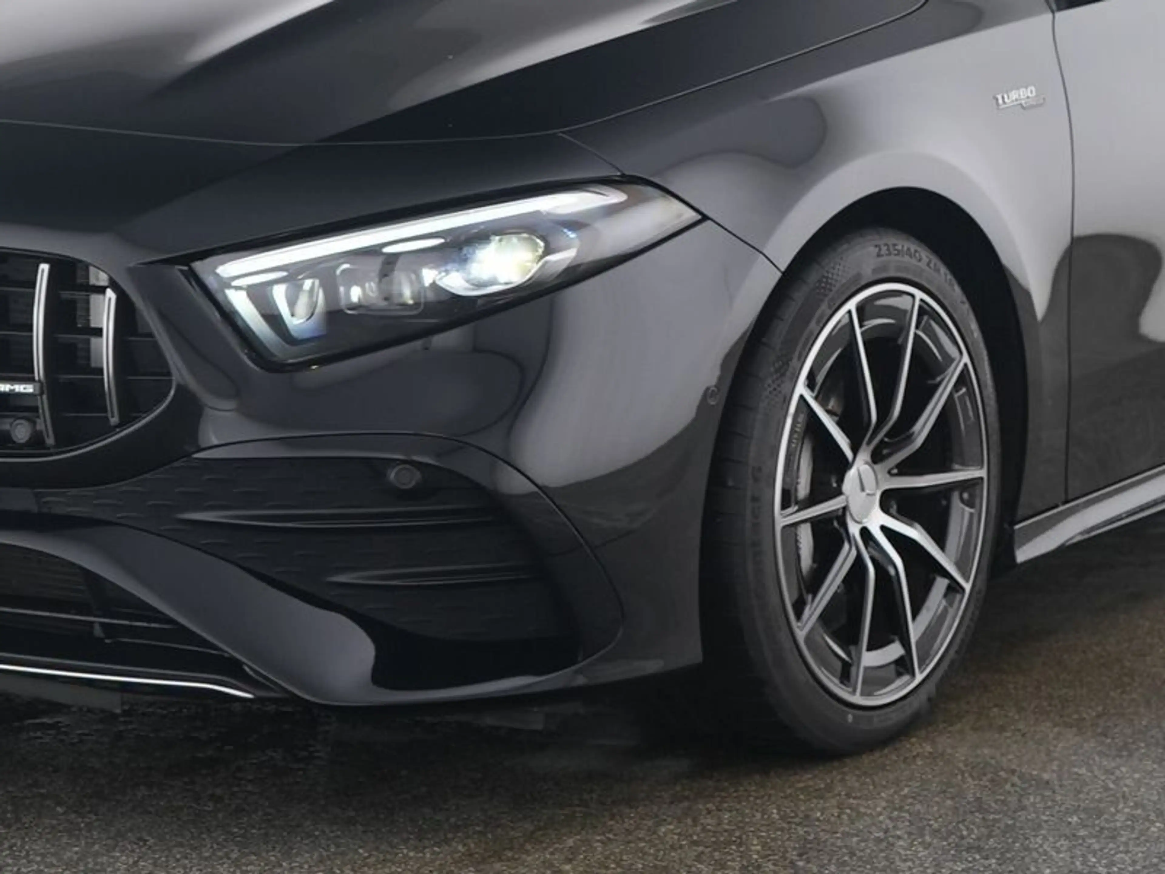 Mercedes-Benz A 35 AMG Mercedes-AMG A 35 4M PREMIUM STANDH MBEAM DISTRO — photo 2