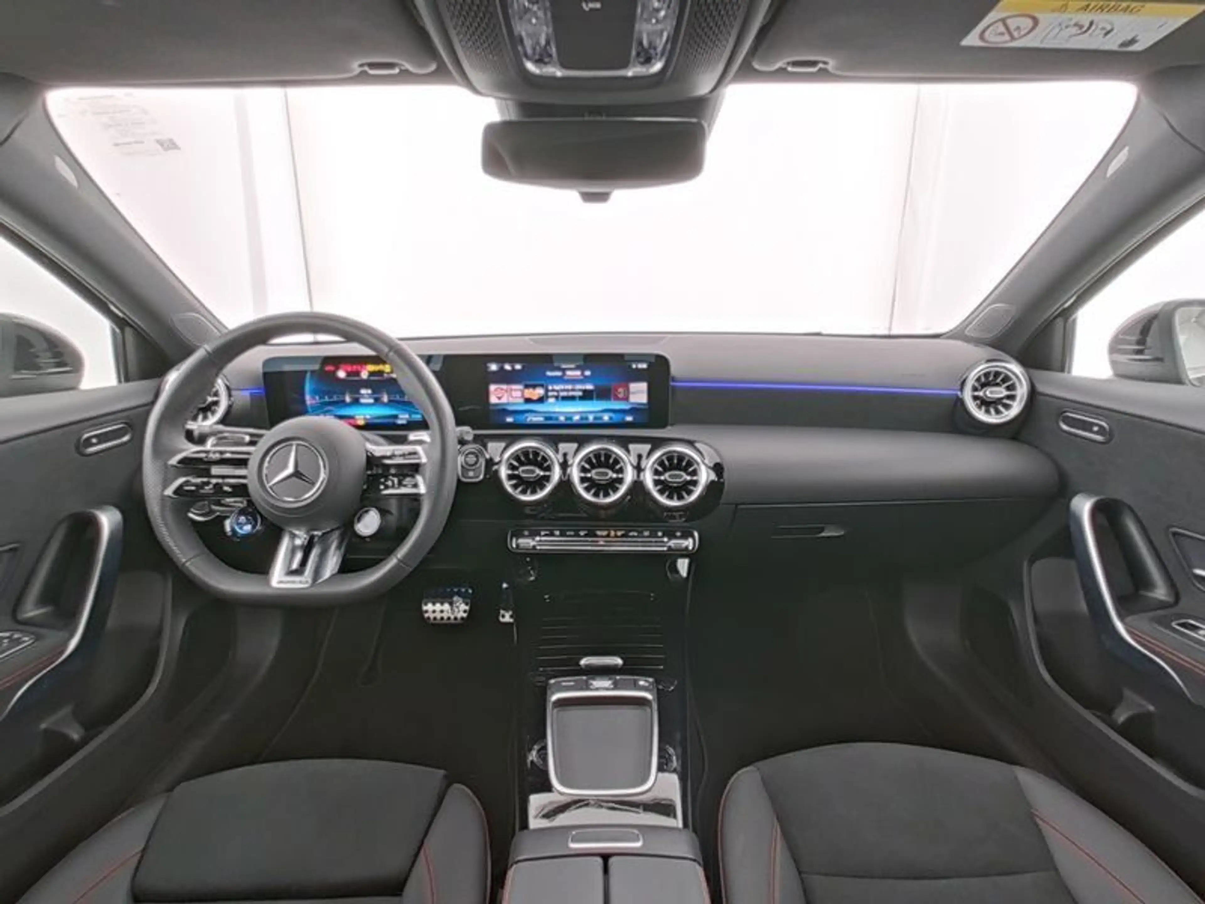 Mercedes-Benz A 35 AMG Mercedes-AMG A 35 4M PREMIUM STANDH MBEAM DISTRO — photo 7