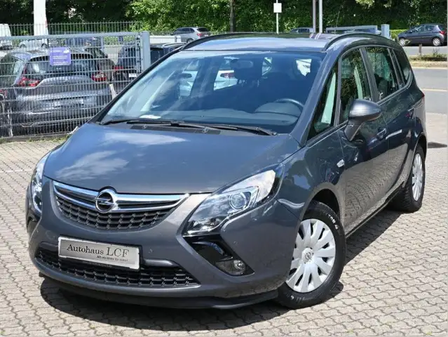 Opel Zafira Tourer Zafira C Tourer 1.6 CDTI Edition 7Sitz 2xPDC 1Hd