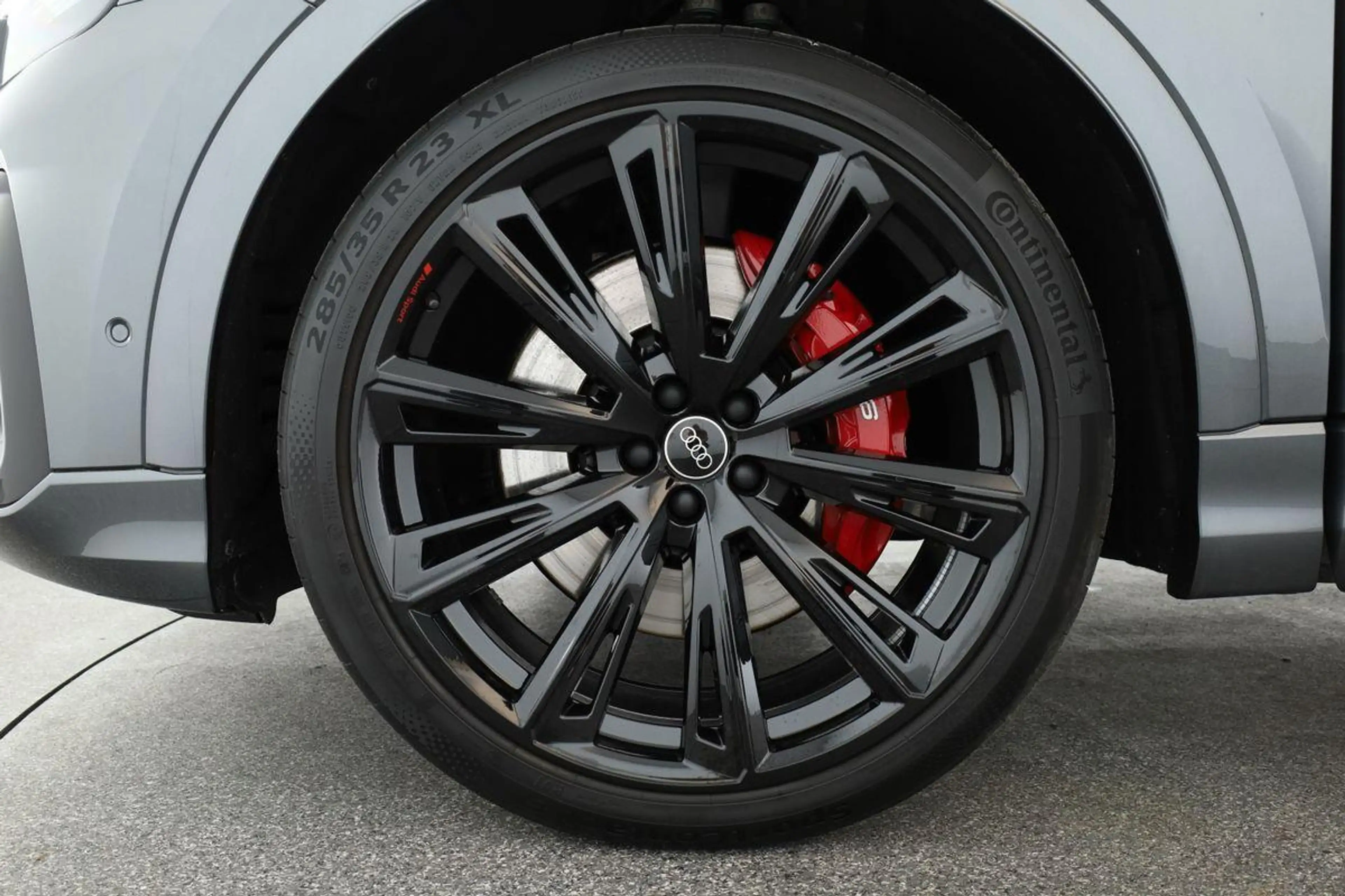 Audi SQ8 TFSI Facelift Leder Matrix Pano BangO ACC 23 — photo 7