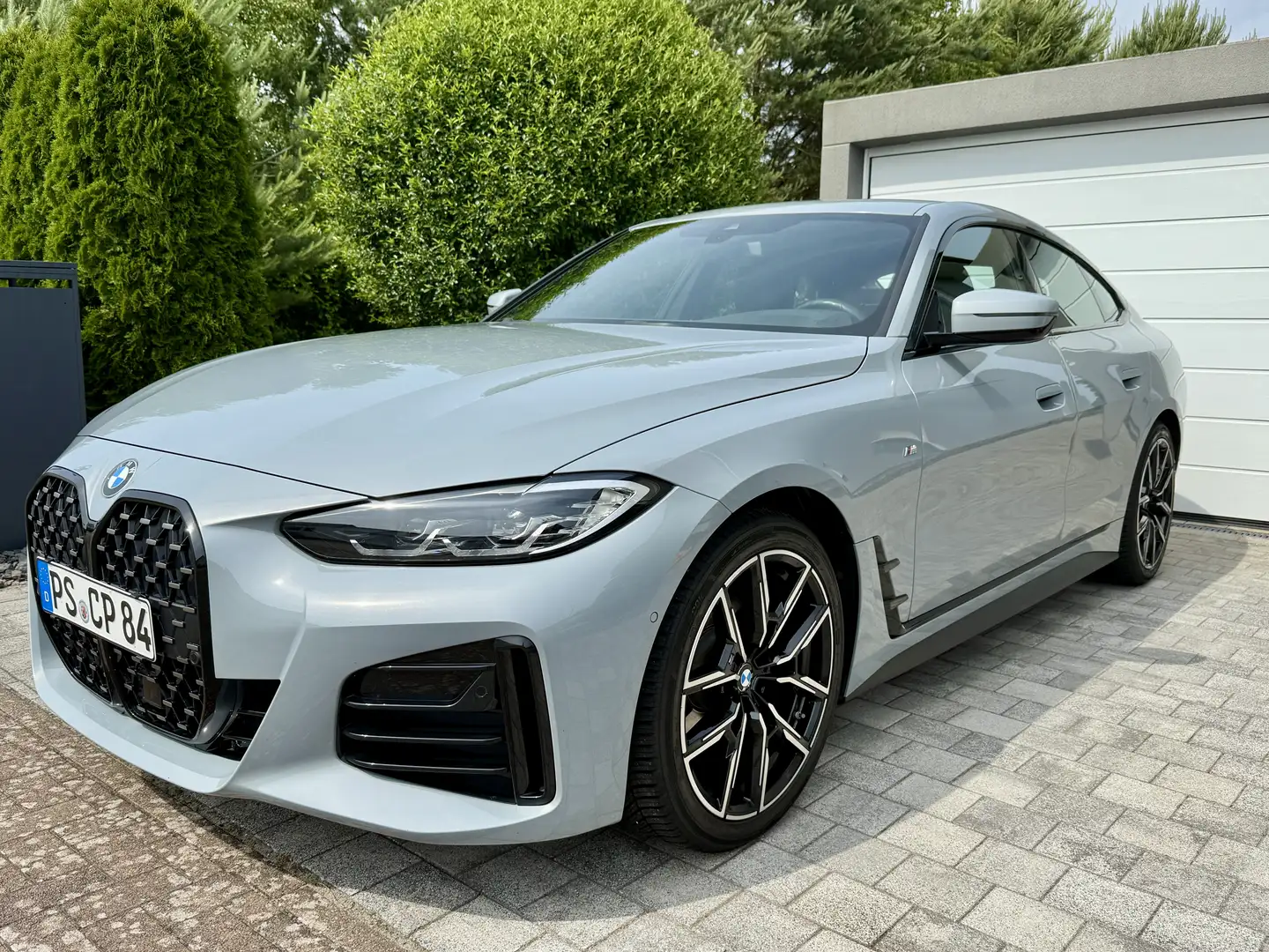 BMW 420 420 i M Sport Sound LED Carplay TüV Service Neu Grau - 2