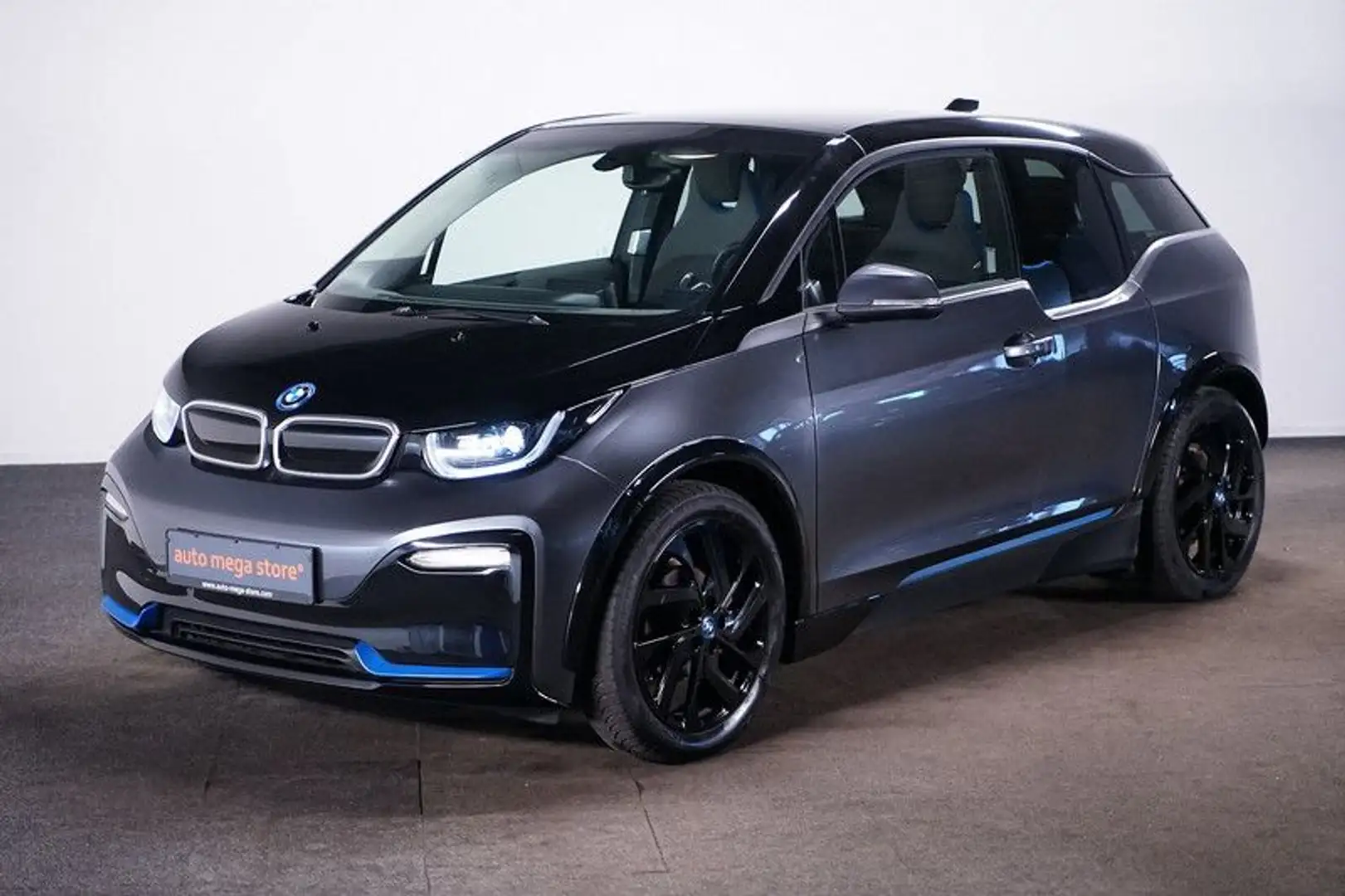 BMW i3 42 kWh / 120 AH S 184*LED*Keyless*Nav*Wärmep Grau - 1