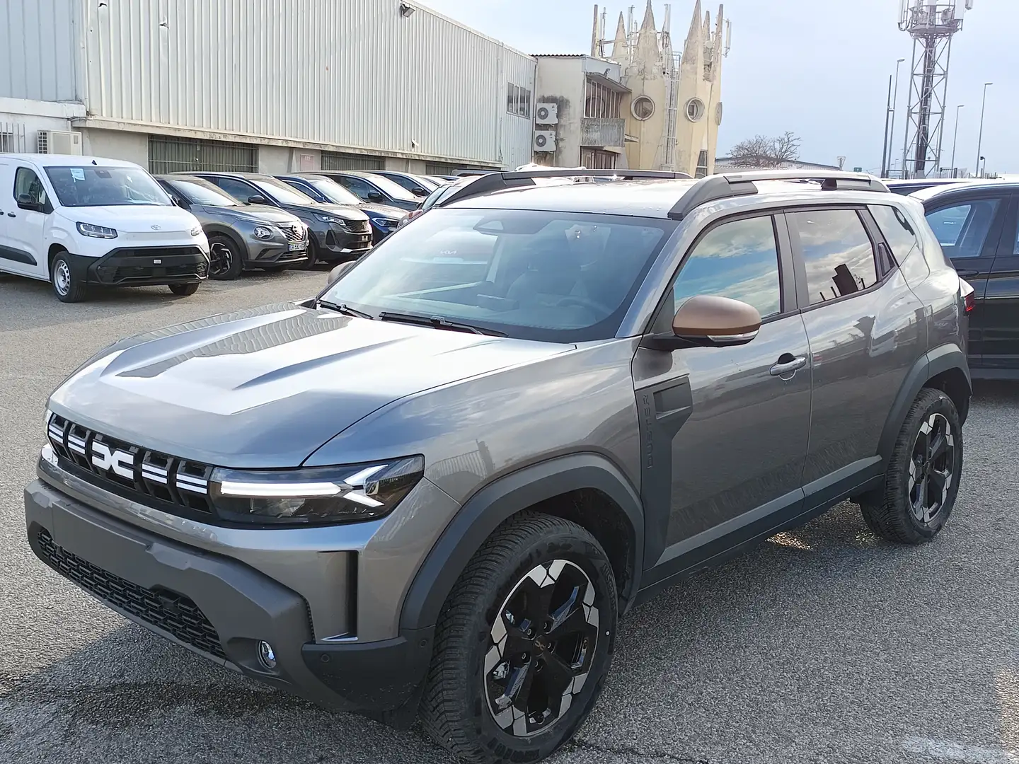 Dacia Duster TCe 130 4x4 Extreme Gris - 2