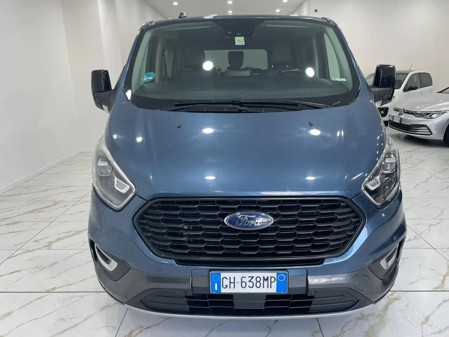 Ford Tourneo Custom TOUREO 320 2.0 tdci MHEV 185cv Active L1 H1 E6.2 Bleu - 2
