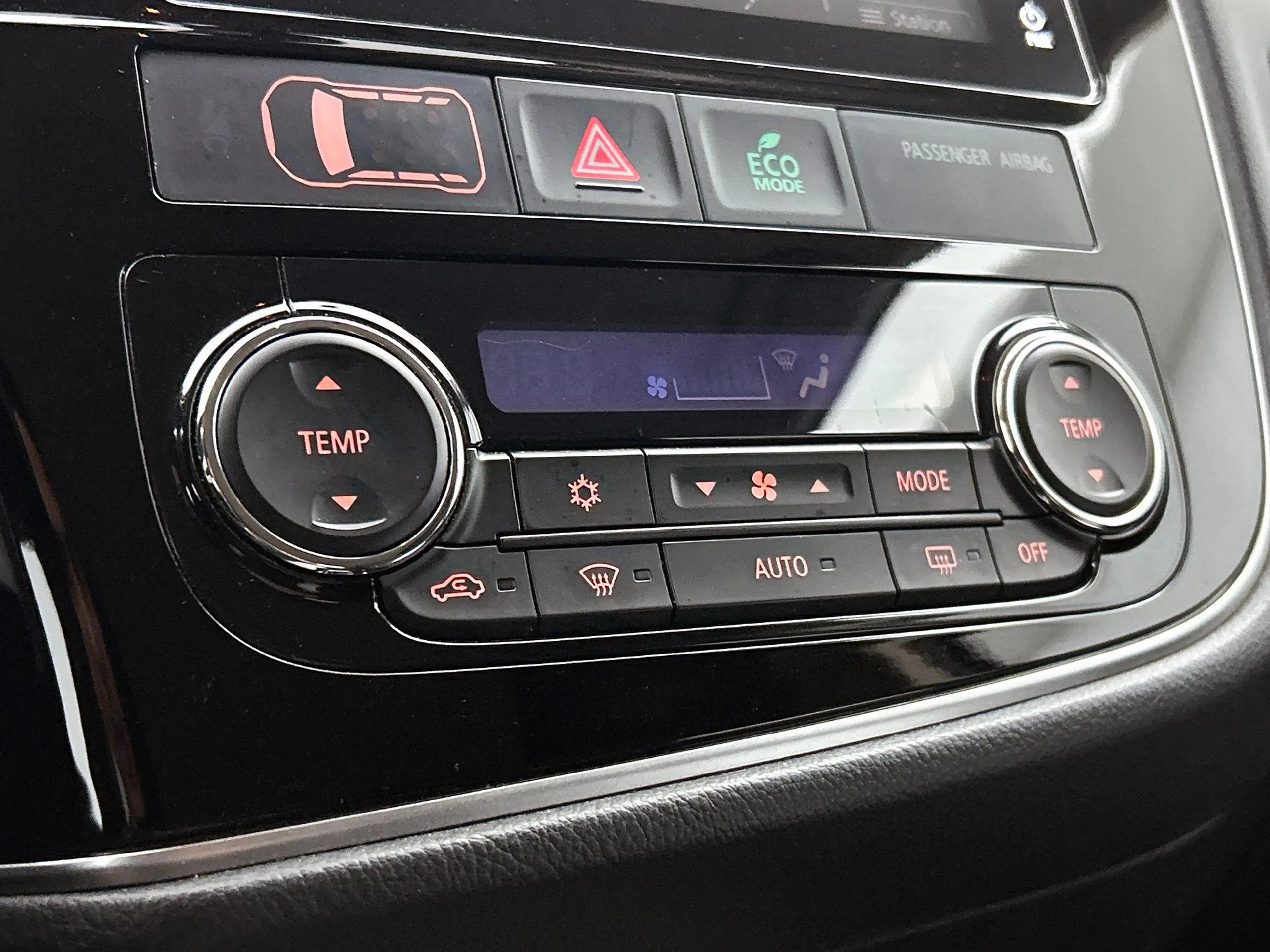 Mitsubishi Outlander 2.0 Business Edition CAMERA | NAVI | CRUISE — photo 24