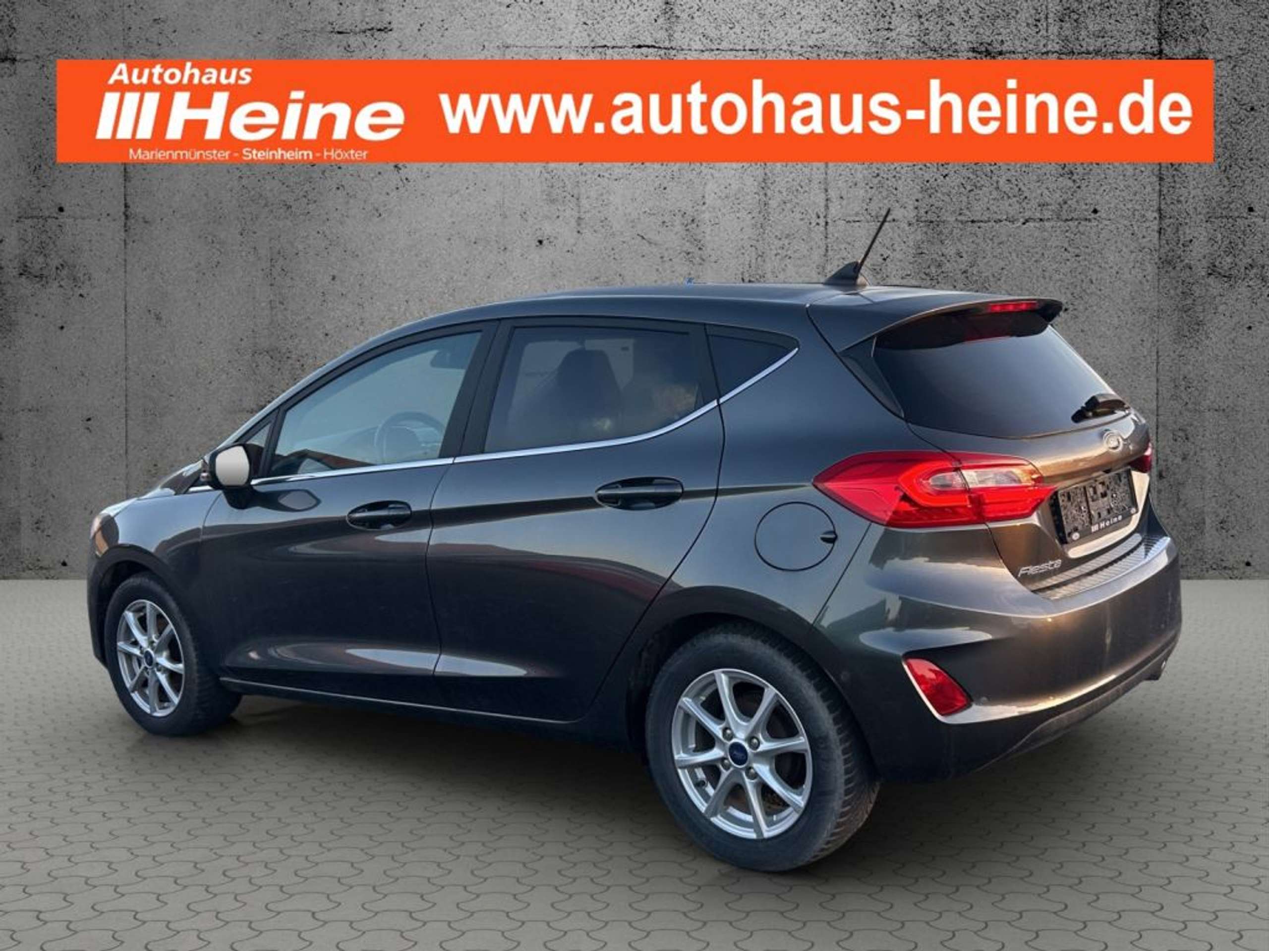 Fahrzeugabbildung Ford Fiesta 1.0 EcoBoost S&S TITANIUM X - mit KI generiert/bearbeitet