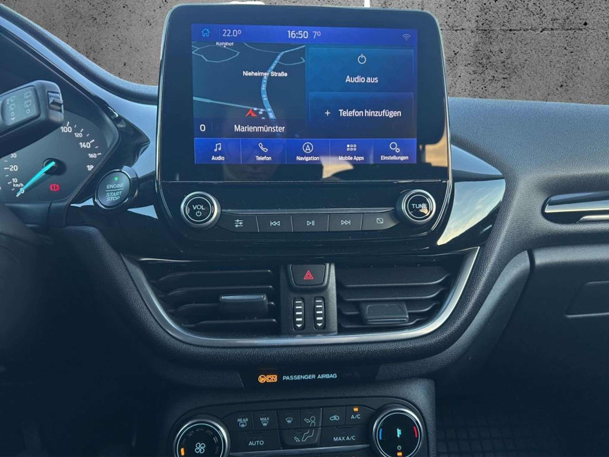Fahrzeugabbildung Ford Fiesta 1.0 EcoBoost S&S TITANIUM X - mit KI generiert/bearbeitet