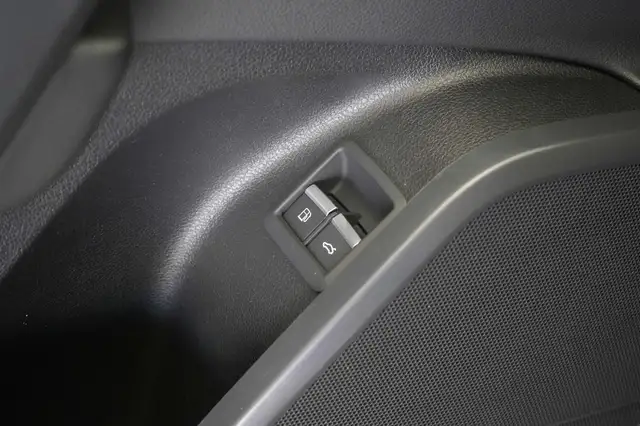 Audi Q5 view 29