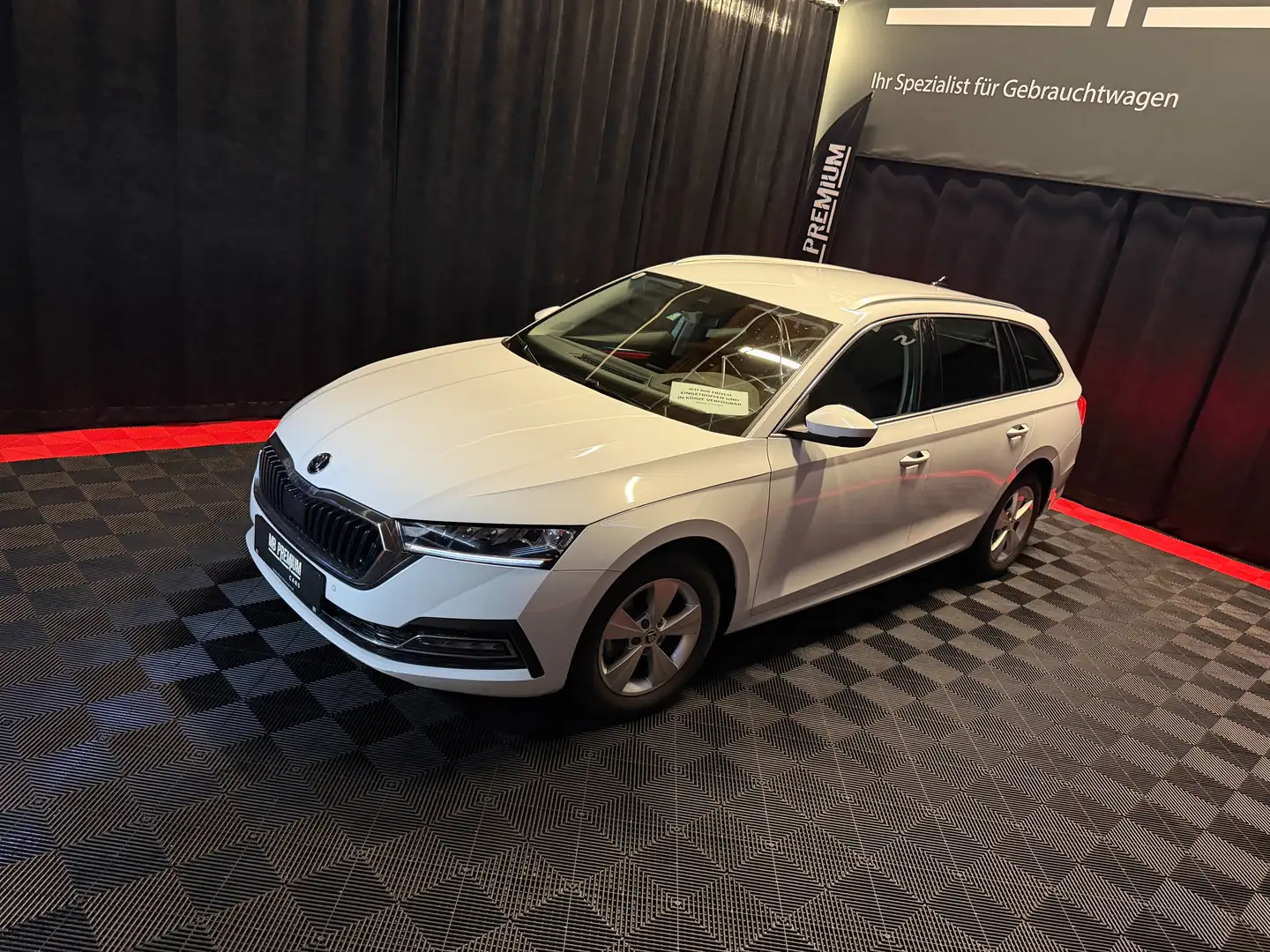 Skoda Octavia Ambition *LED*VIRTUAL*1-BESITZ* Weiß - 1