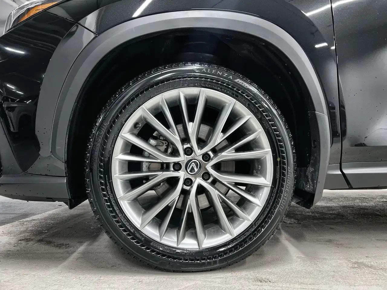 Lexus NX снимка Lexus NX