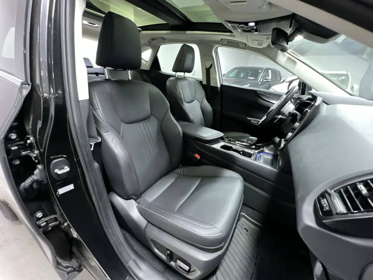 Lexus NX снимка Lexus NX