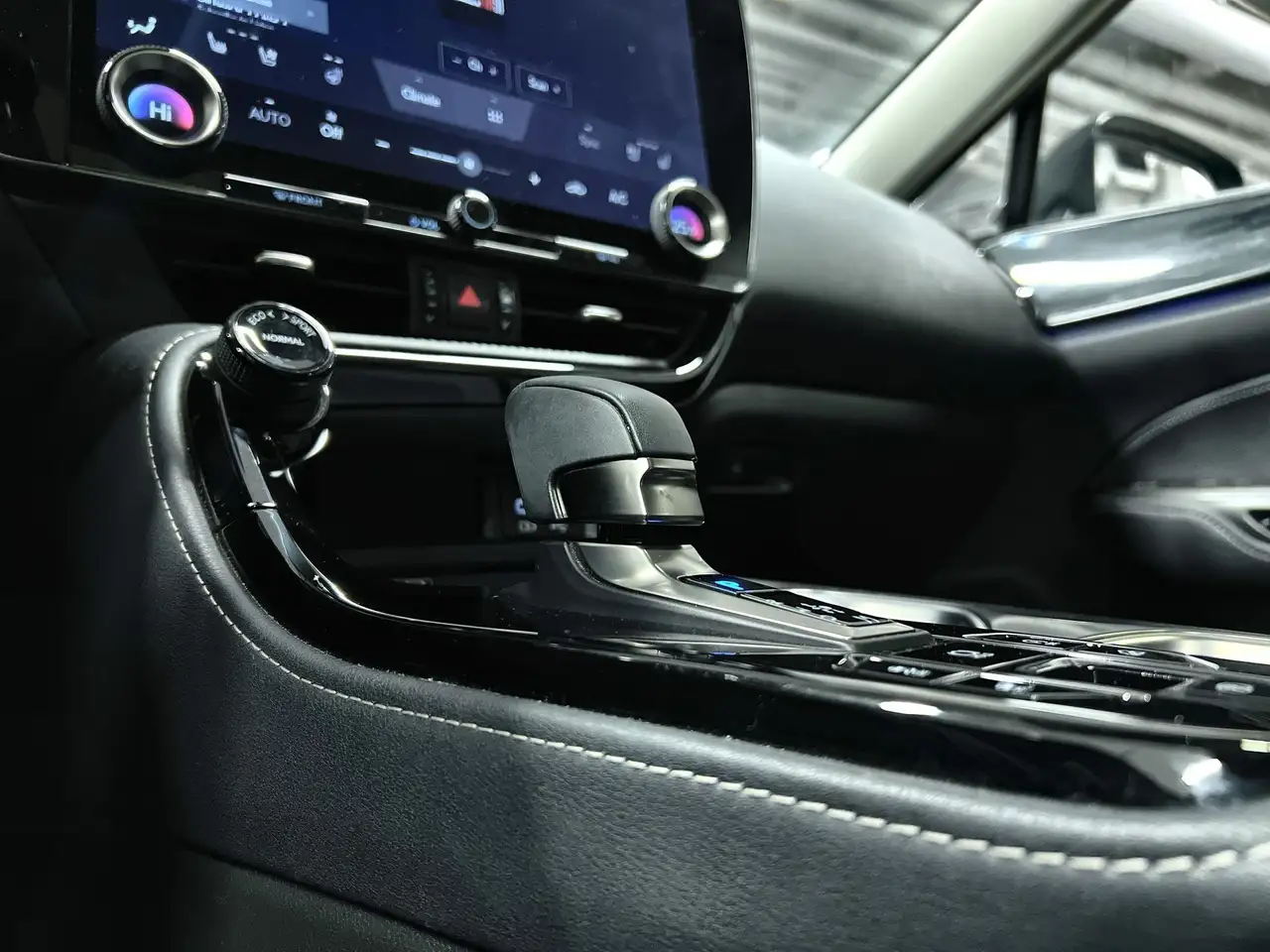 Lexus NX снимка Lexus NX