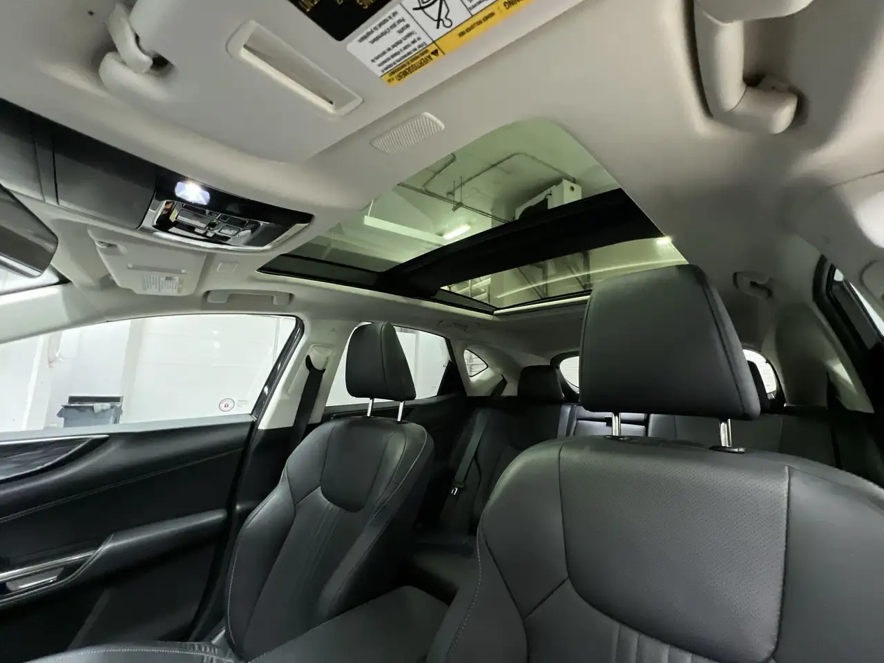 Lexus NX снимка Lexus NX