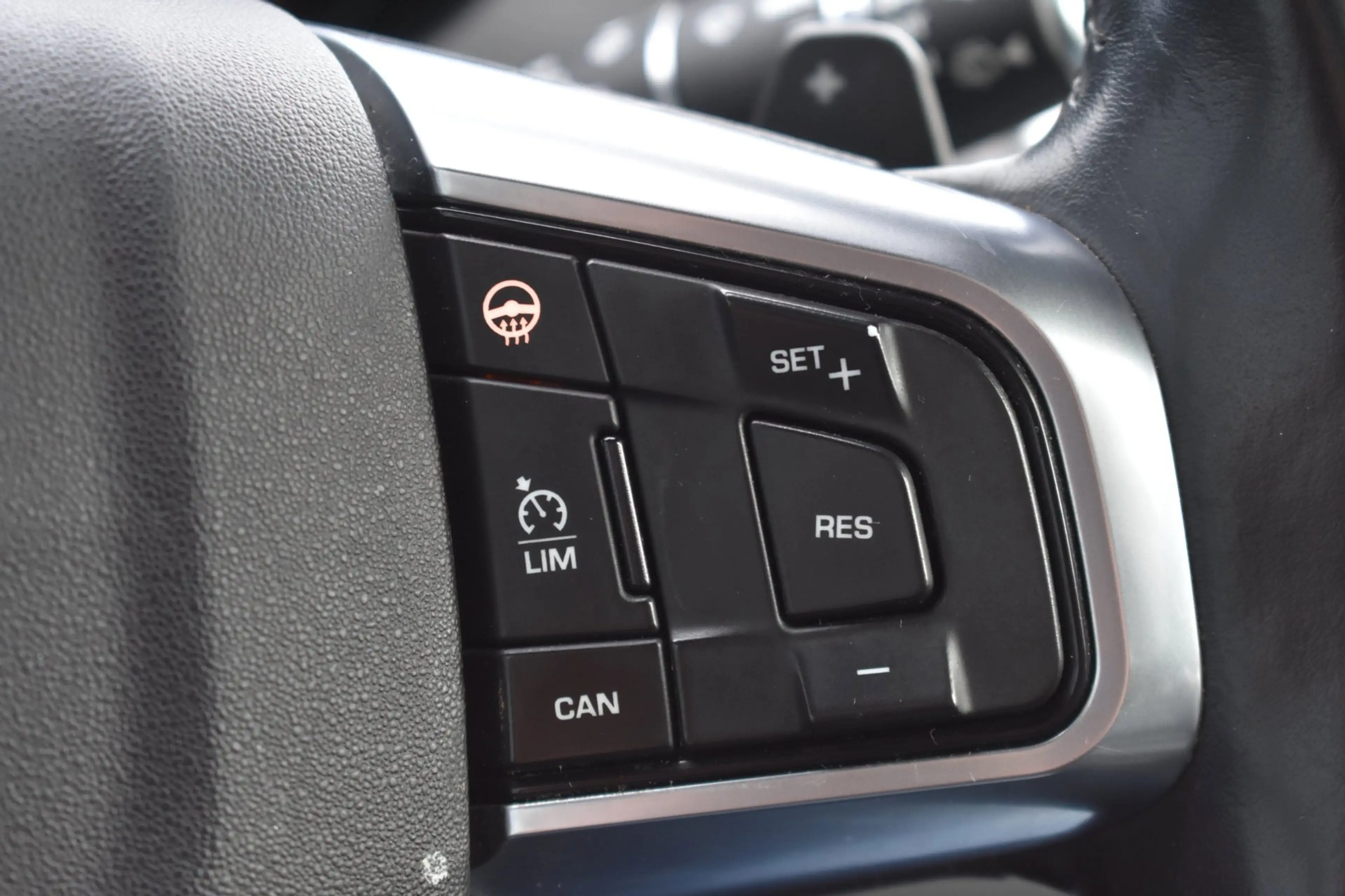 Land Rover Discovery Sport 2.0 TD4 HSE Luxury '17 Ketting hoorbaar!!! Leder P — photo 16