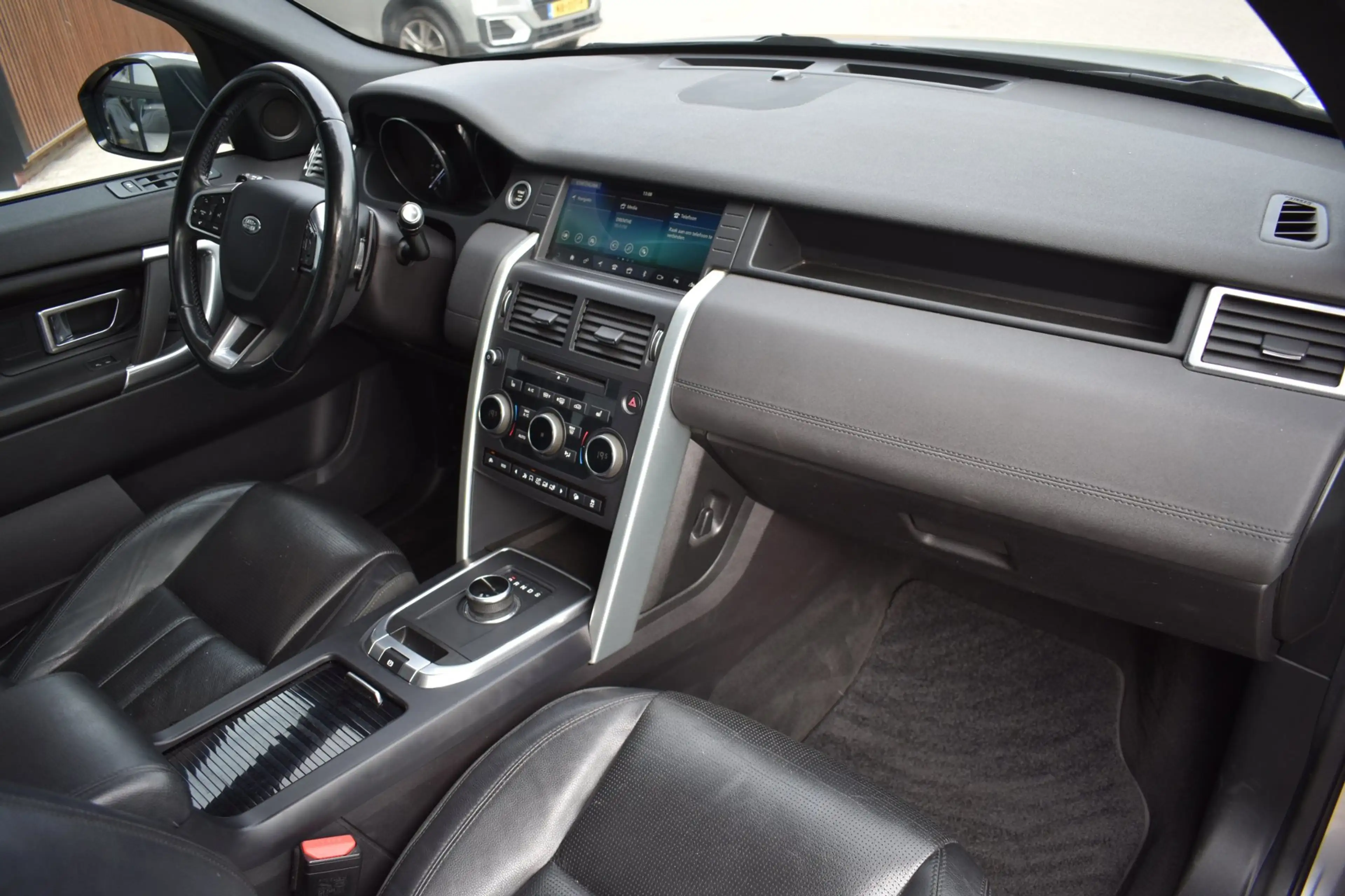 Land Rover Discovery Sport 2.0 TD4 HSE Luxury '17 Ketting hoorbaar!!! Leder P — photo 13