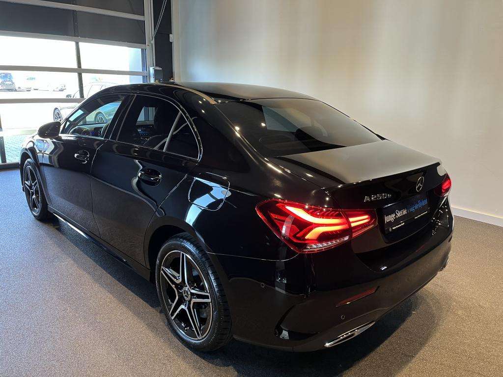 Mercedes-Benz A 250