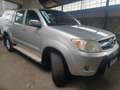 Toyota Hilux 2.5 Turbo D-4D 4WD SR Grau - thumbnail 2